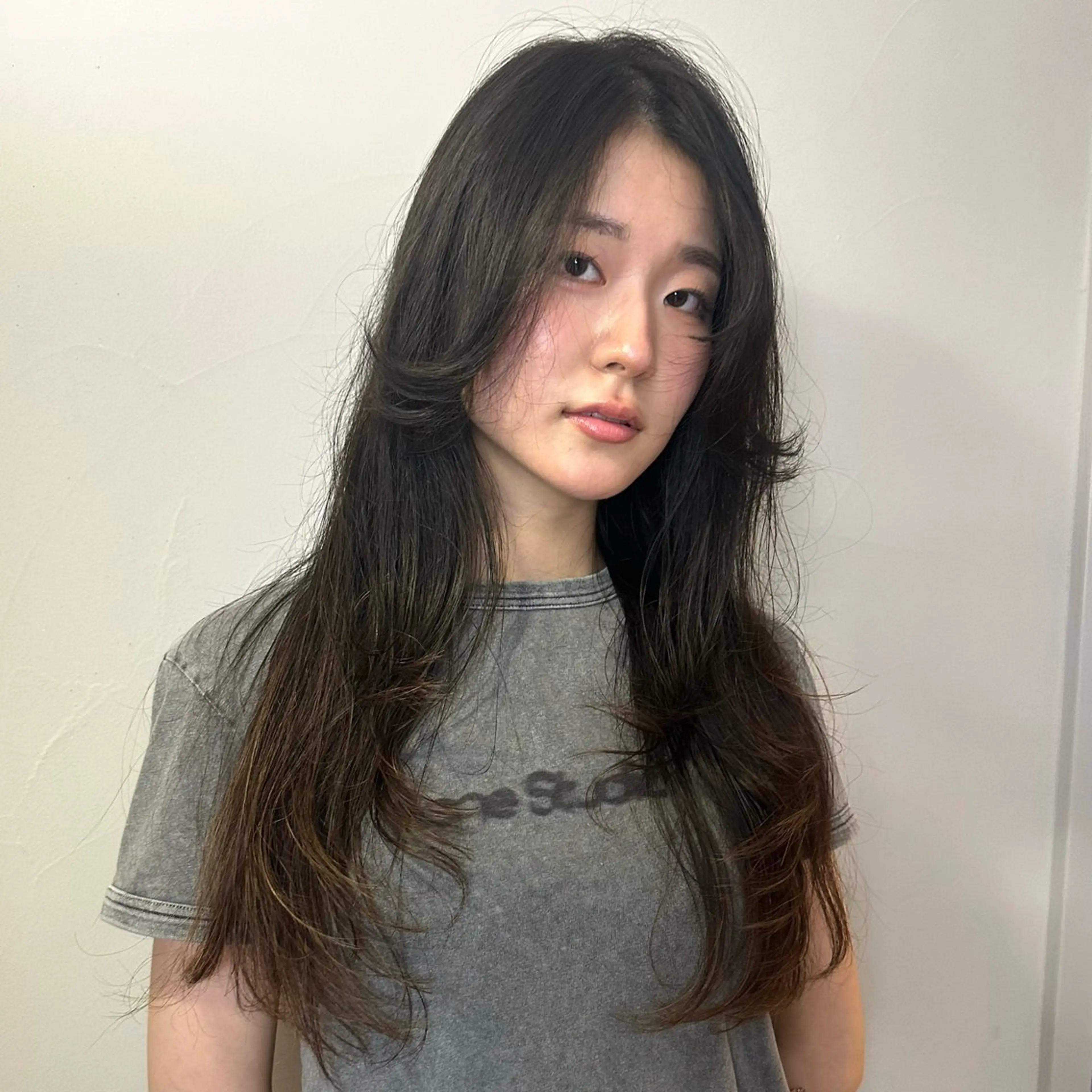 ロング レイヤーカット ロング 小顔カット vibe所属・vibe/ 名古屋駅/野田 侑作のヘアスタイル