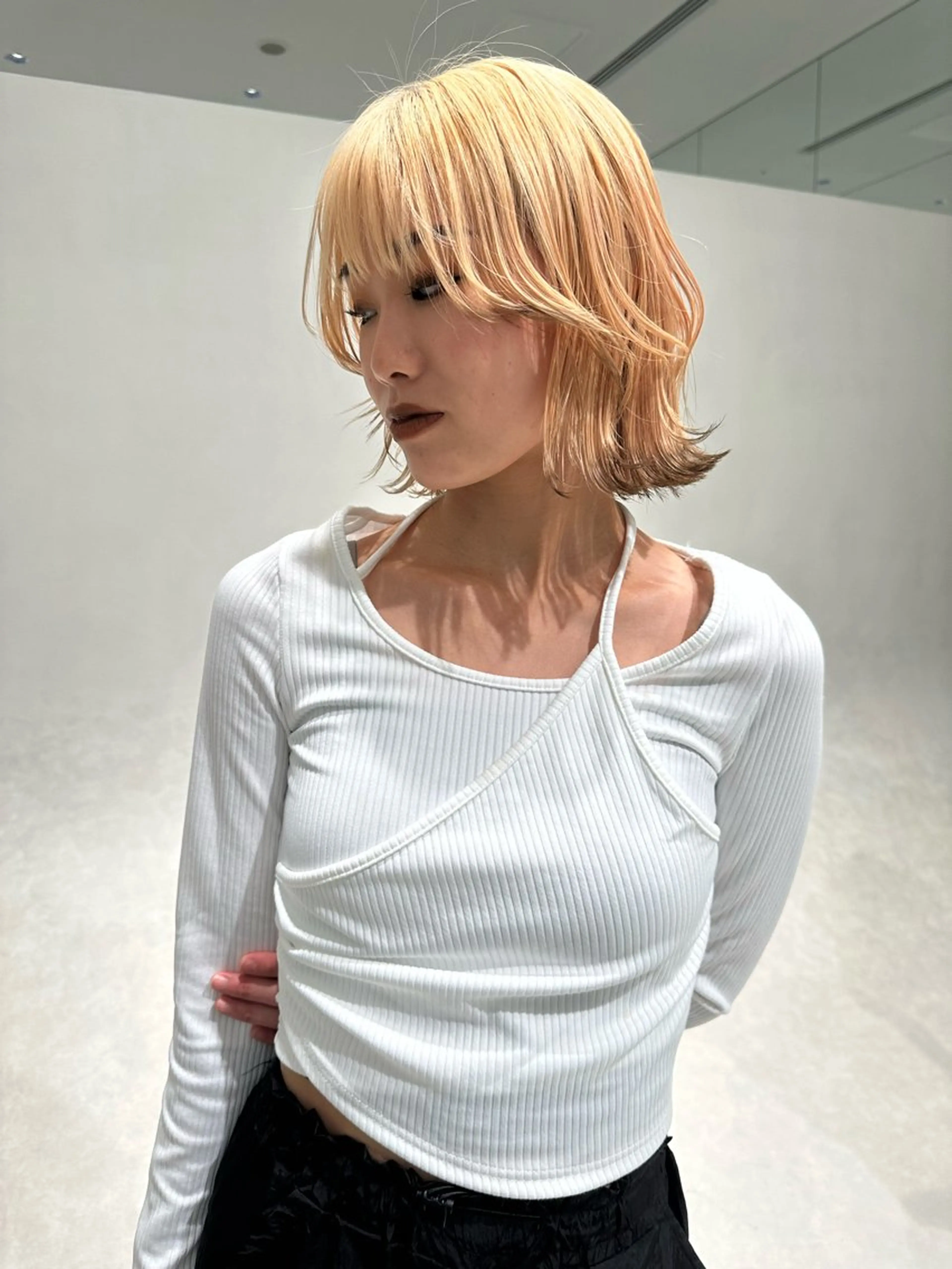 ショート カラー ブリーチ ボブ・レイヤー支持 No.1/Ryokiのヘアスタイル