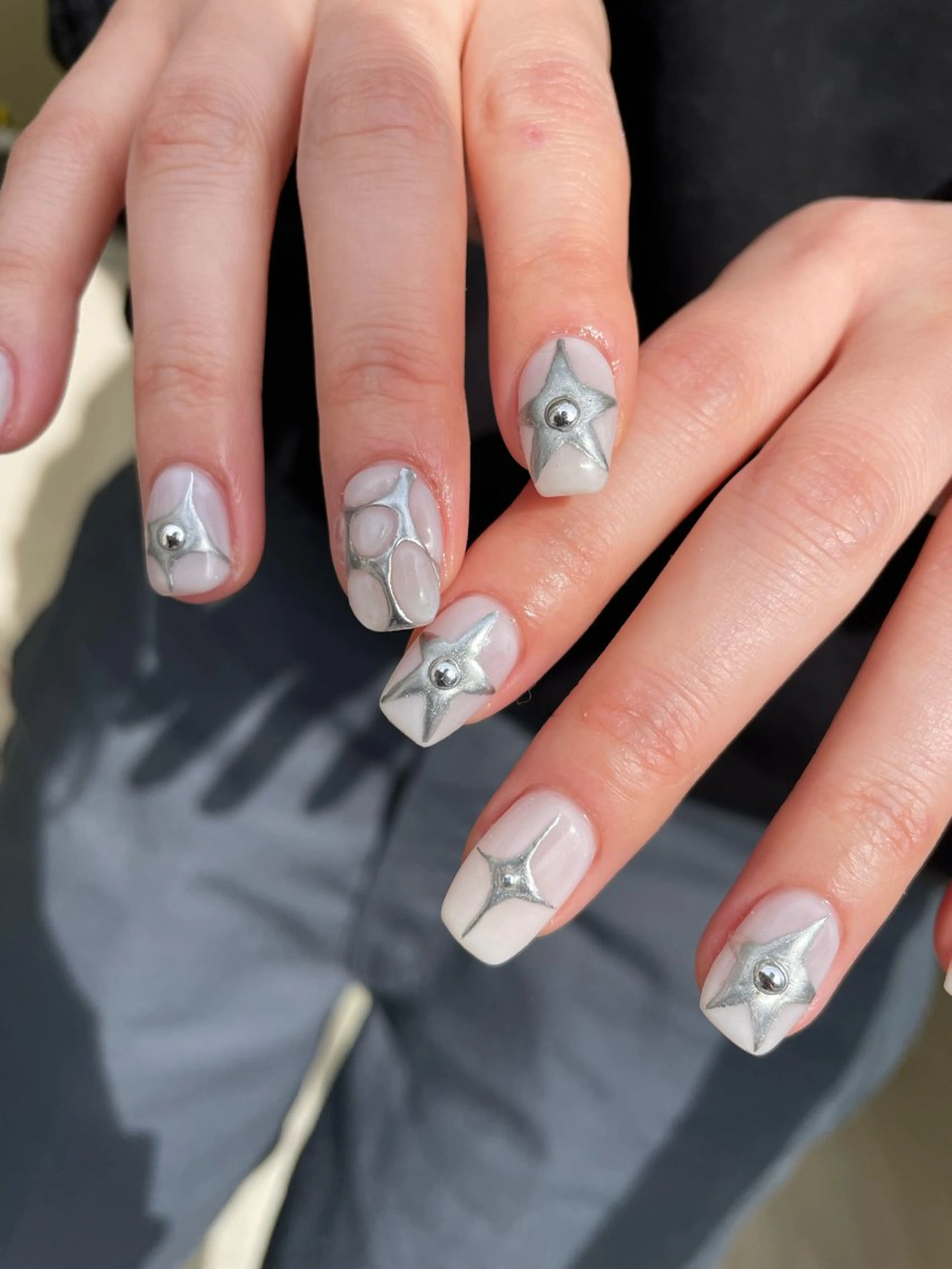 ネイル ハンドネイル Hisaka Mikiのネイルデザイン