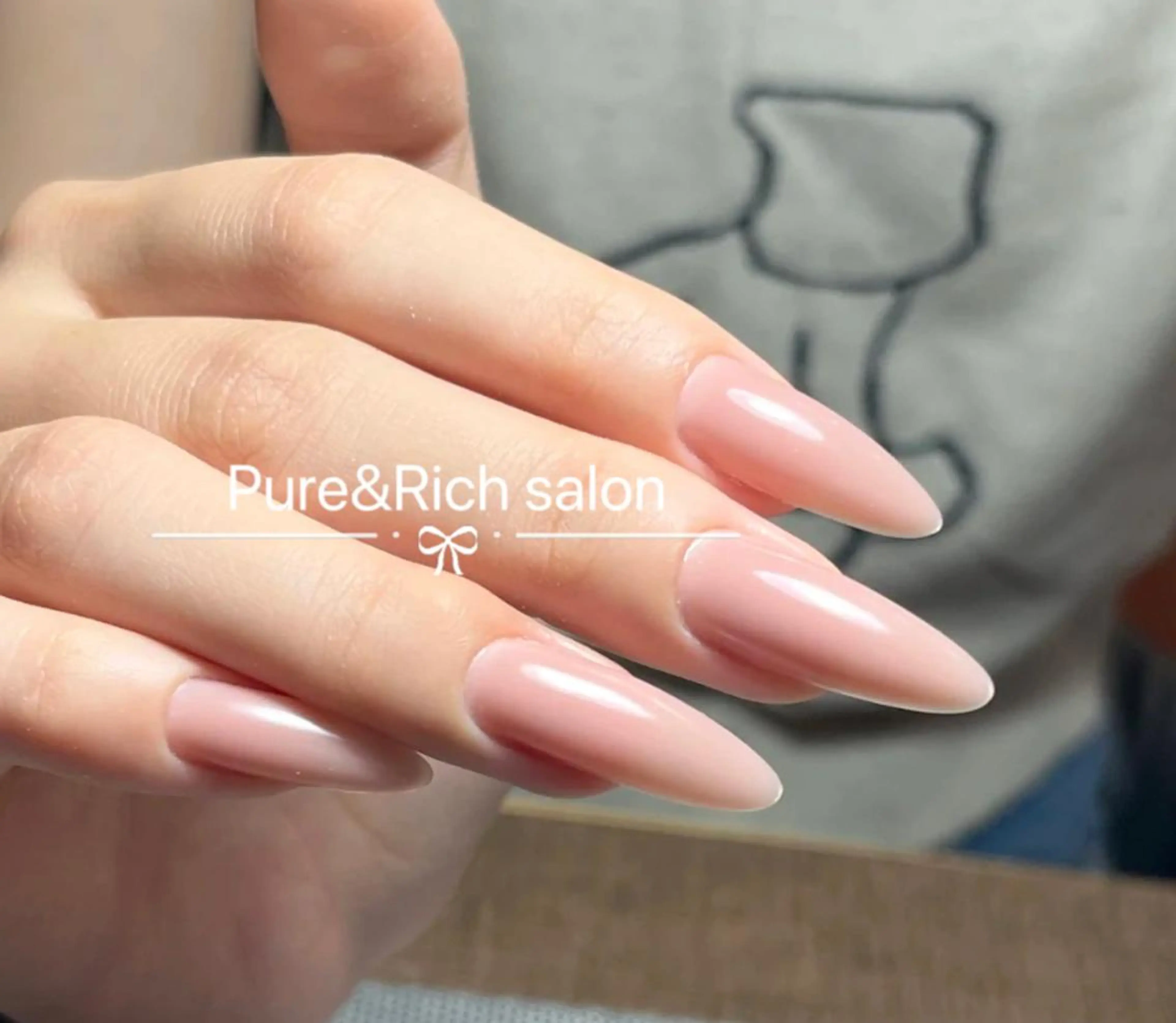 ネイル ハンドネイル 🎀 Ayaka_nailのネイルデザイン
