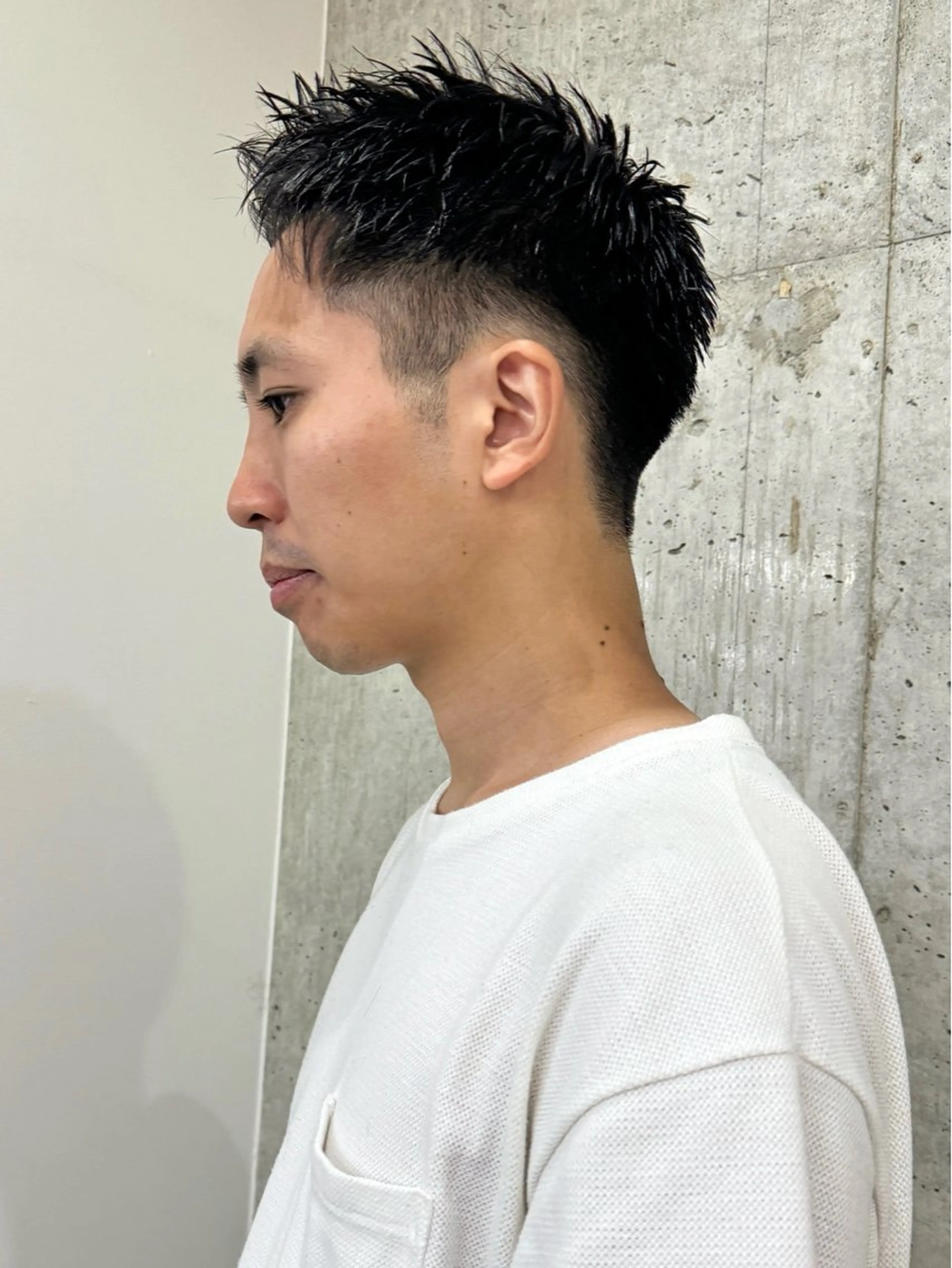 メンズ アップバング 切りっぱなしボブ/ ブリーチカラー/大塚のヘアスタイル