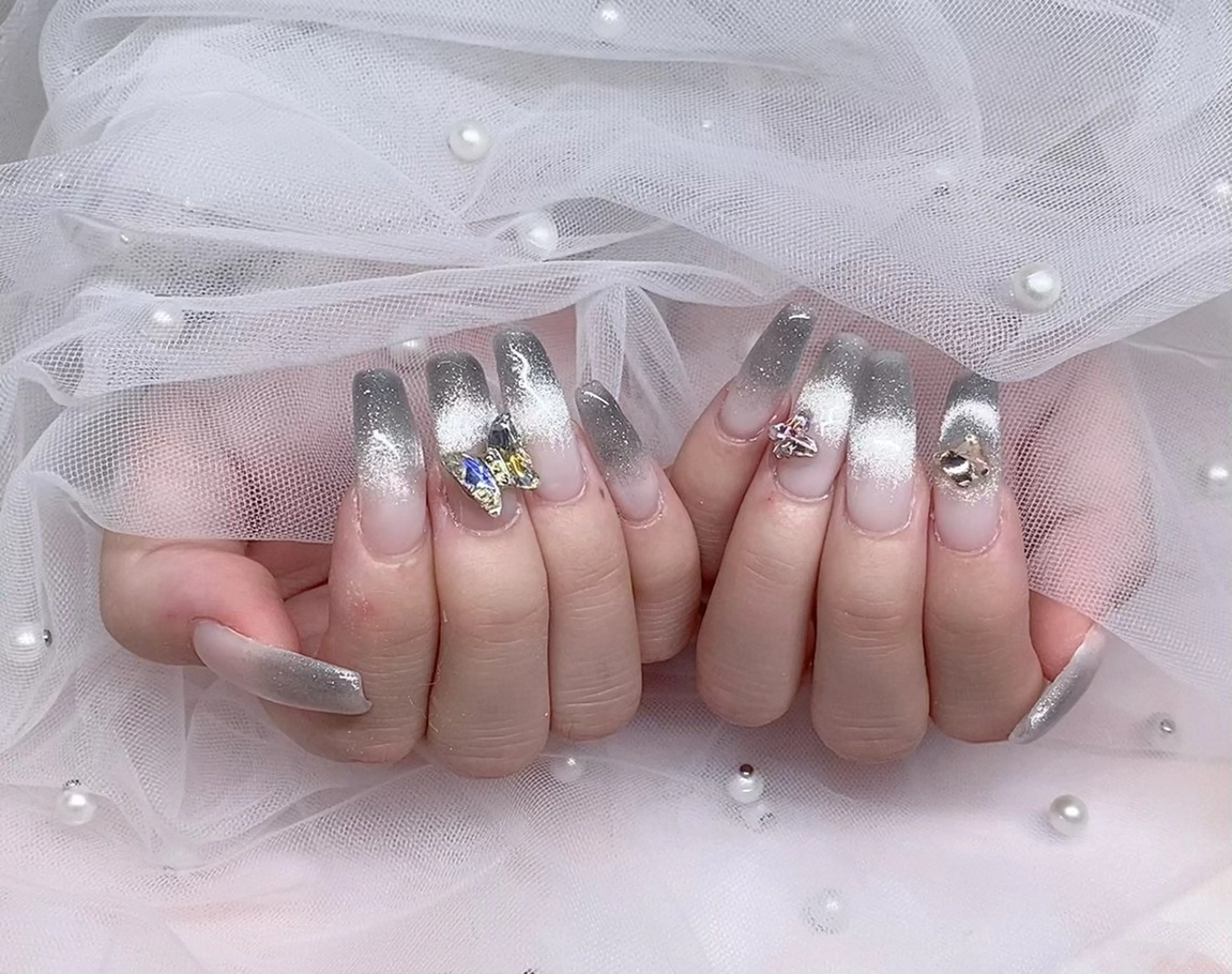 ネイル フレンチネイル マグネットネイル マグネットフレンチ スカルプネイル ハンドネイル ETERNA Nail 銀座店【パラジェル/フィルイン/チップ長さだし/マグネット/ニュアンス】所属・ア カリのネイルデザイン