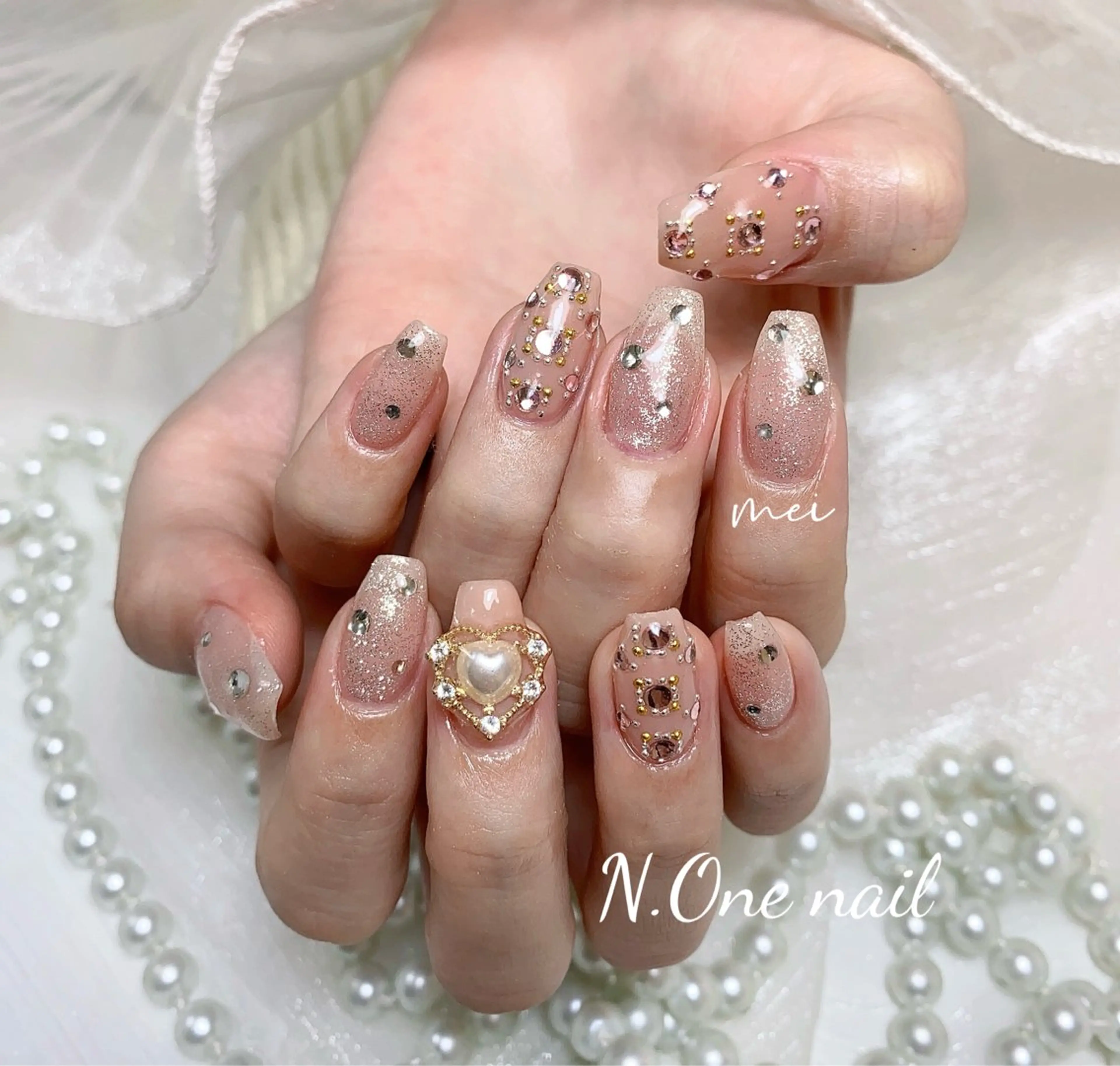 ネイル ハンドネイル N.one minaのネイルデザイン