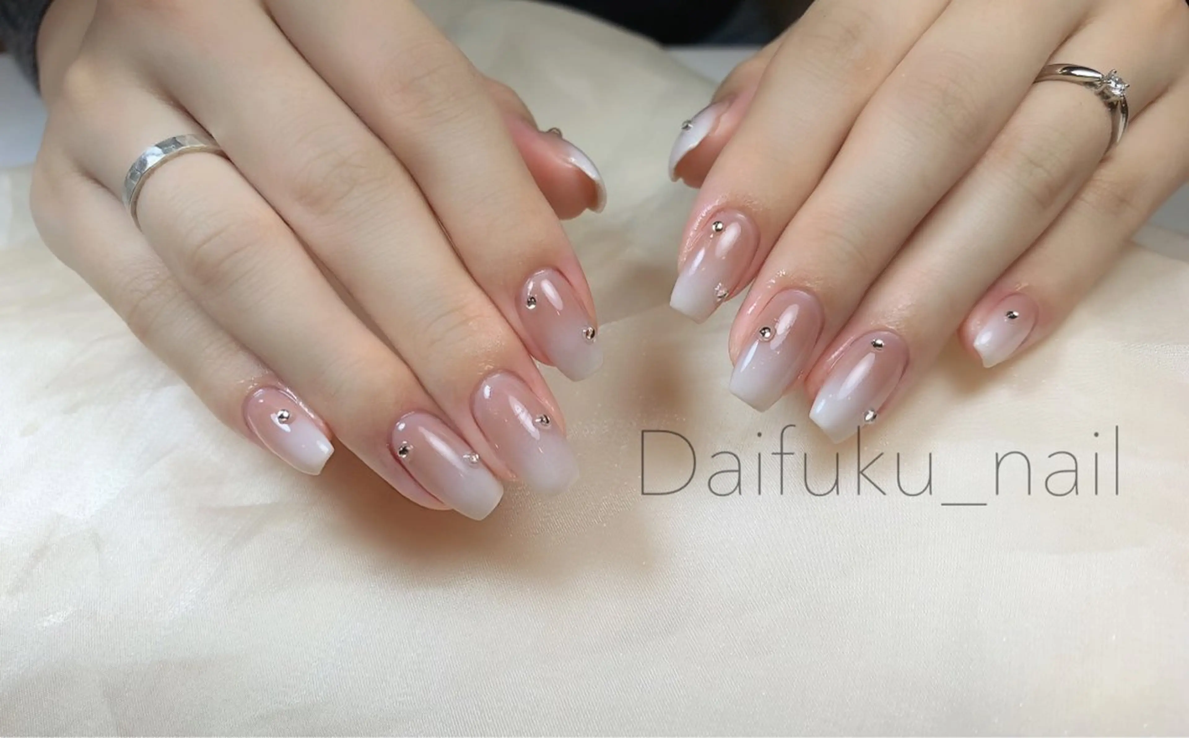 ミディアム ハンドネイル Daifuku_nails所属・Daifuku nailsのネイルデザイン