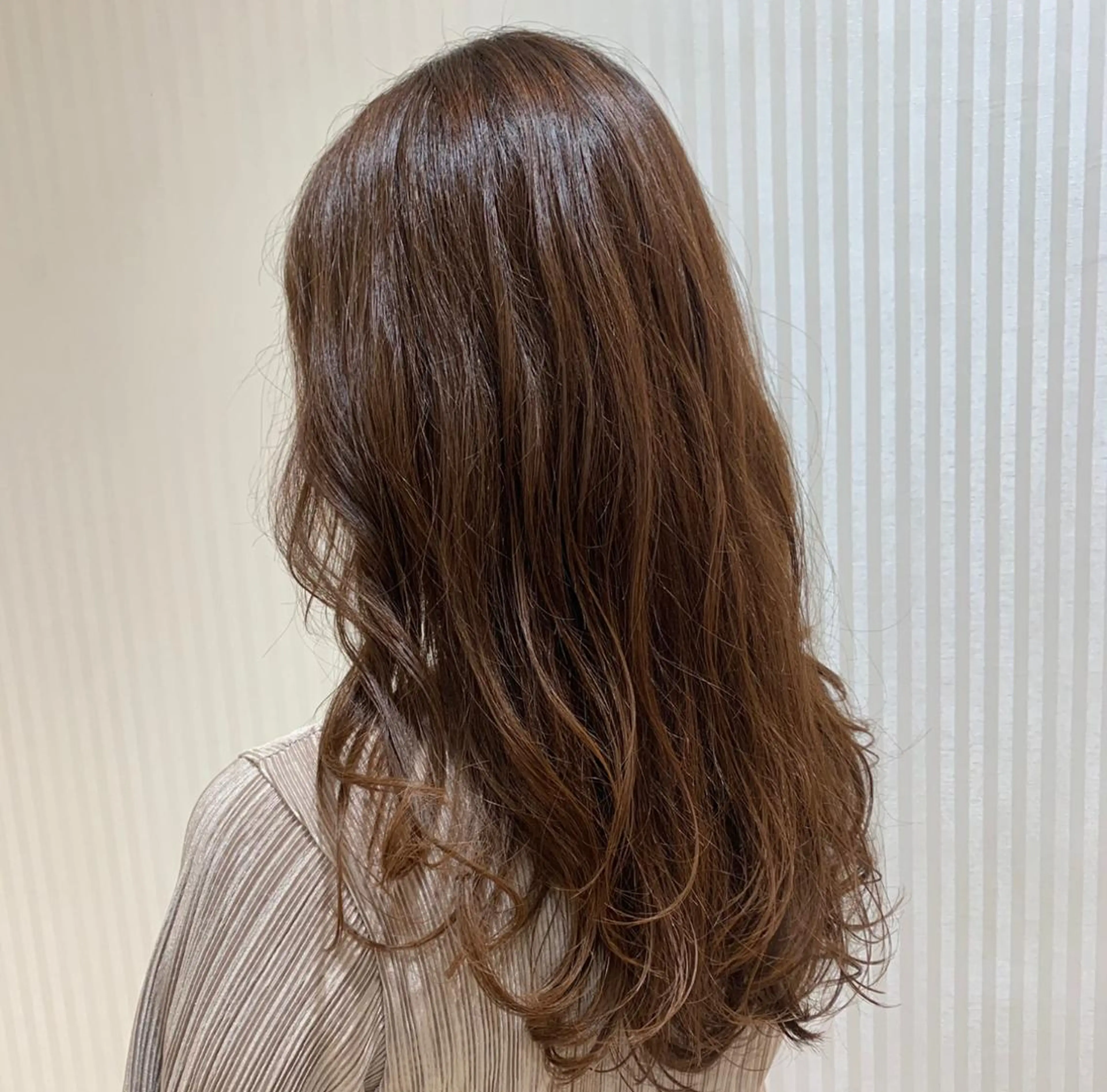 セミロング ツヤ髪🌈髪質改善 🌈ナカゴシのヘアスタイル