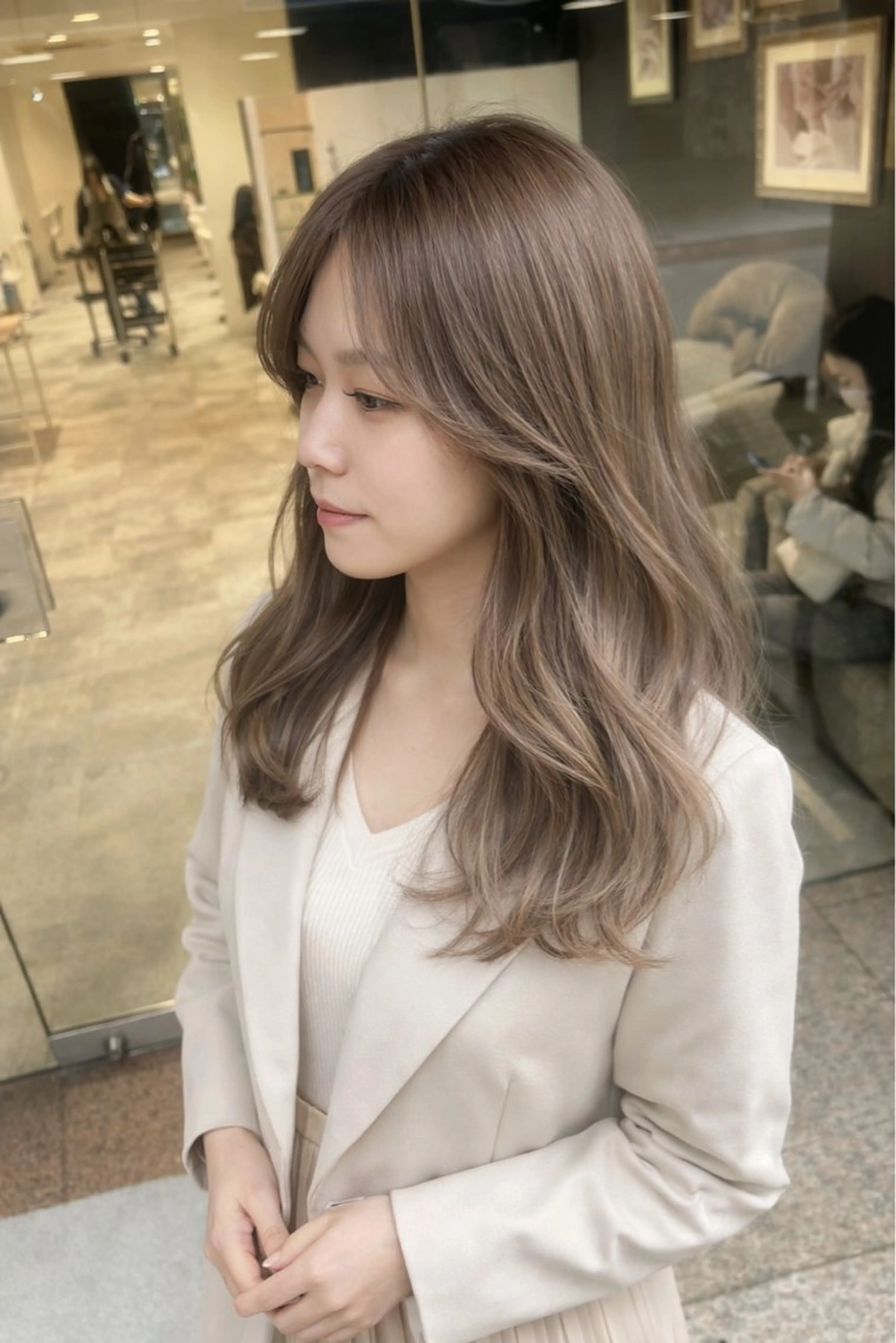 カラー 美髪矯正/髪質改善 /透明感ある艶カラーのヘアスタイル