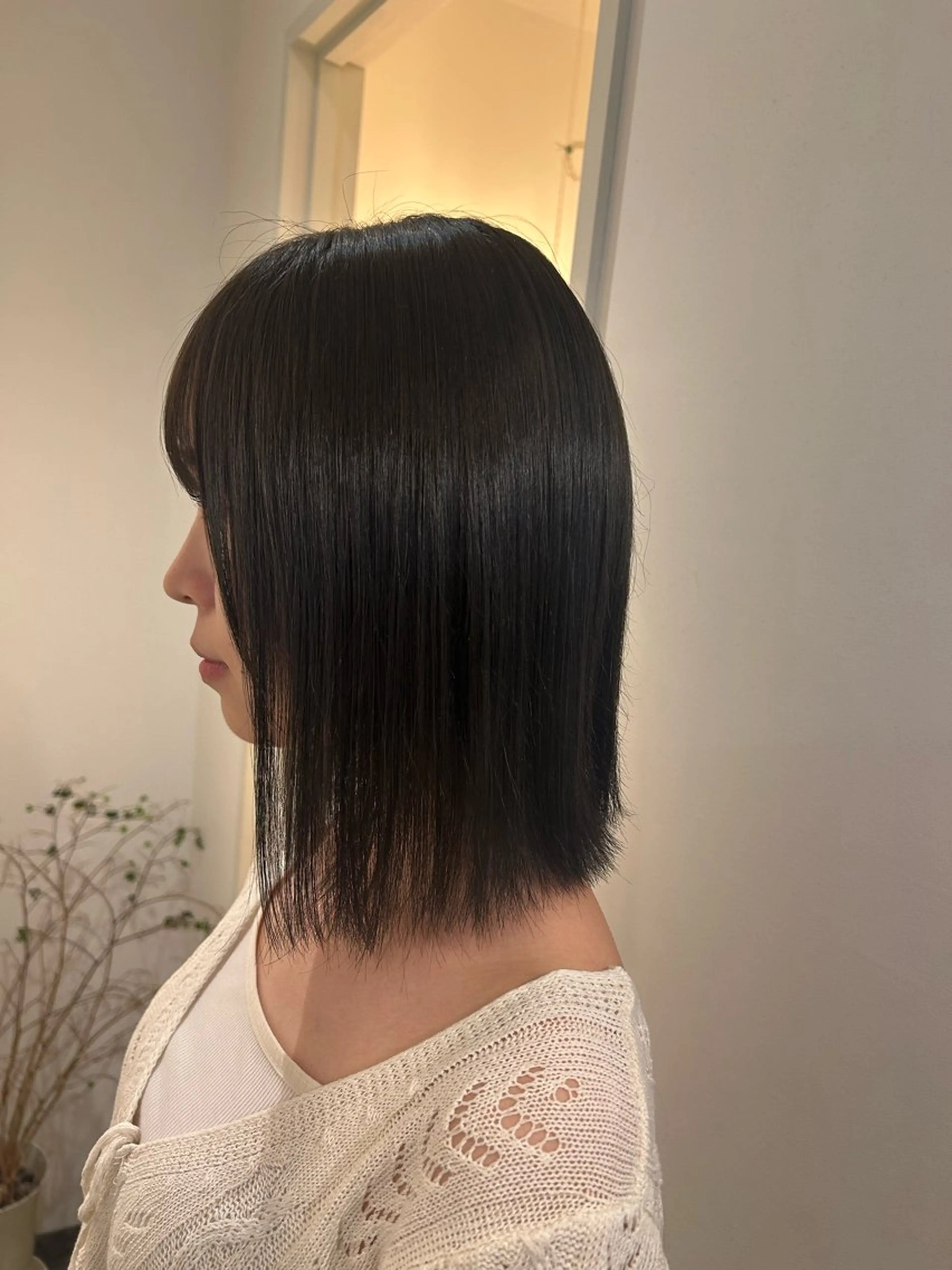 ミディアム カラー グレージュ オリーブグレージュ オリーブグレー 湯浅 美葉のヘアスタイル