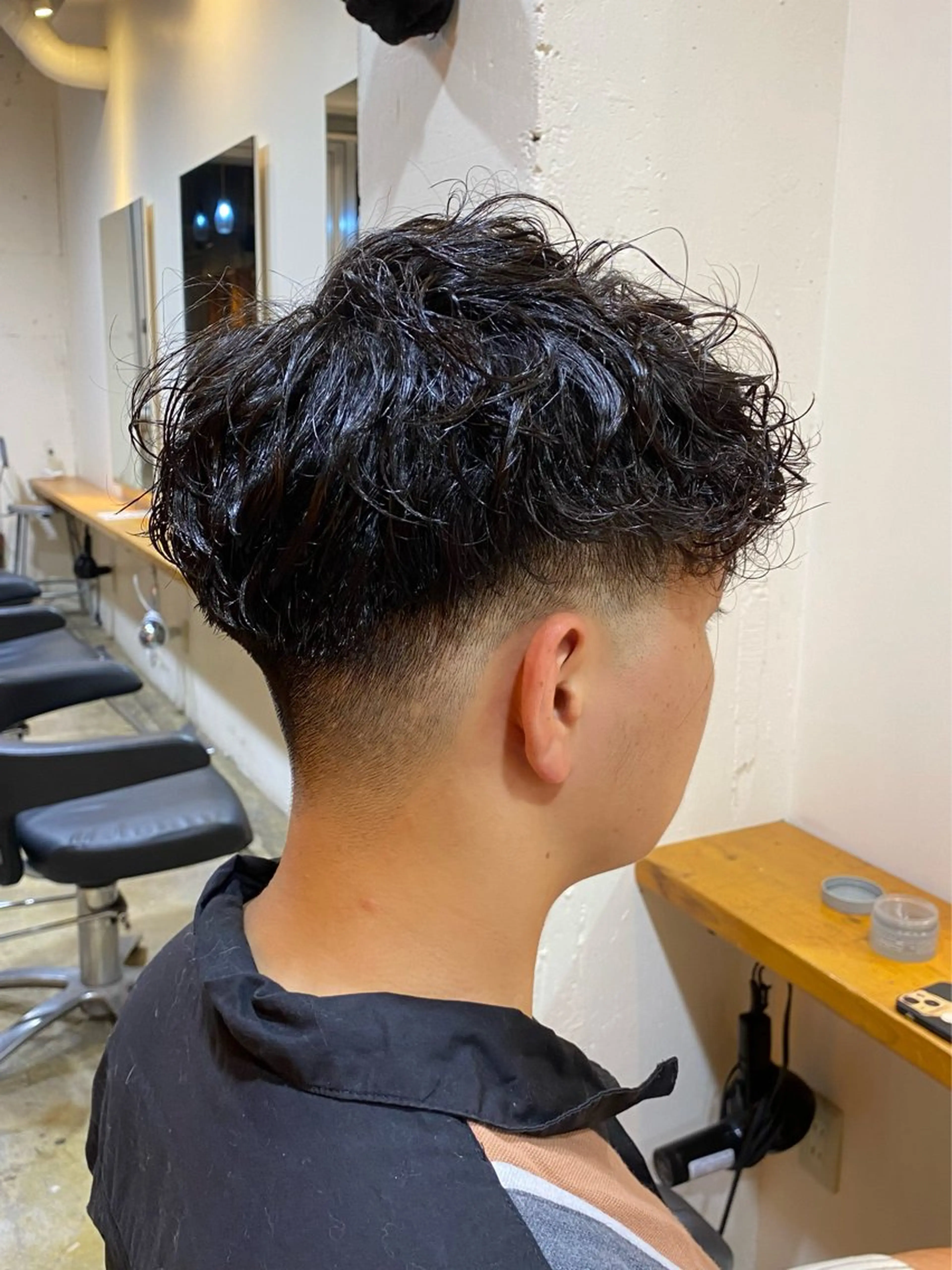 ショート パーマ メンズ レイヤーボブ/ 艶カラー/サナ🌼のヘアスタイル