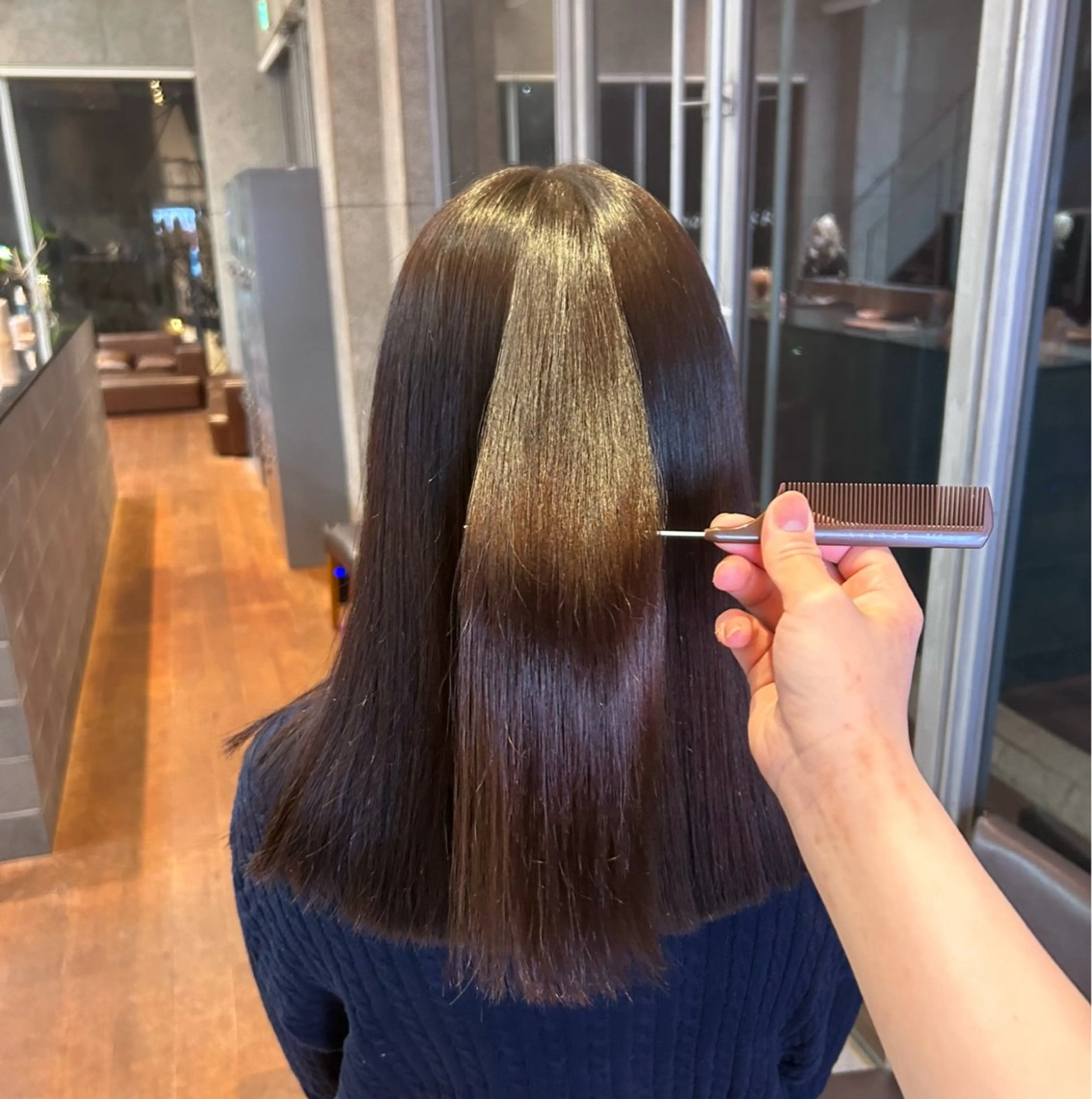 セミロング 縮毛矯正 トリートメント 透けるカラー 🫧かふうのヘアスタイル