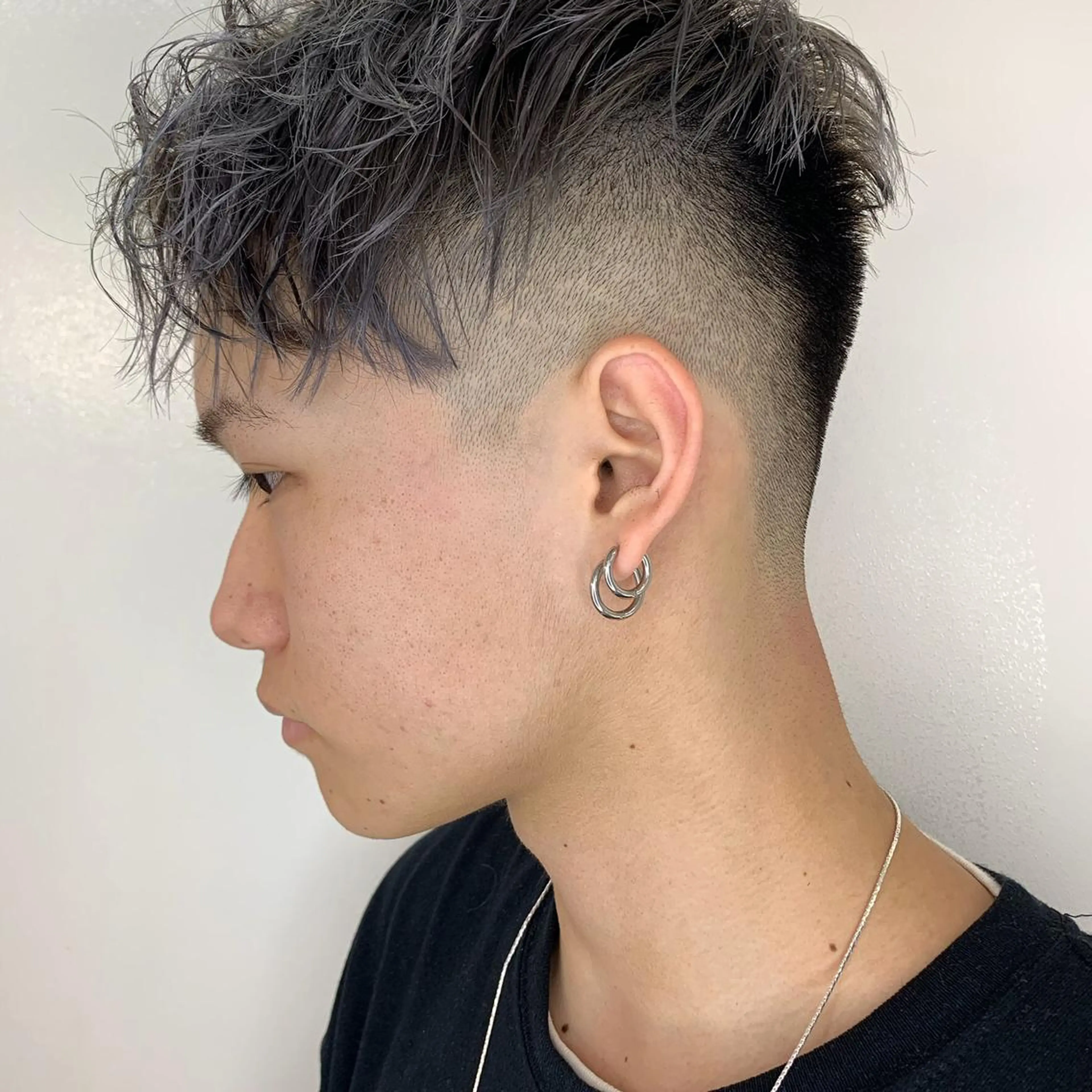 カラー メンズ カット トリートメント ヘアセット ☘️ブリーチ/ハイト ーン/レイヤー/のヘアスタイル