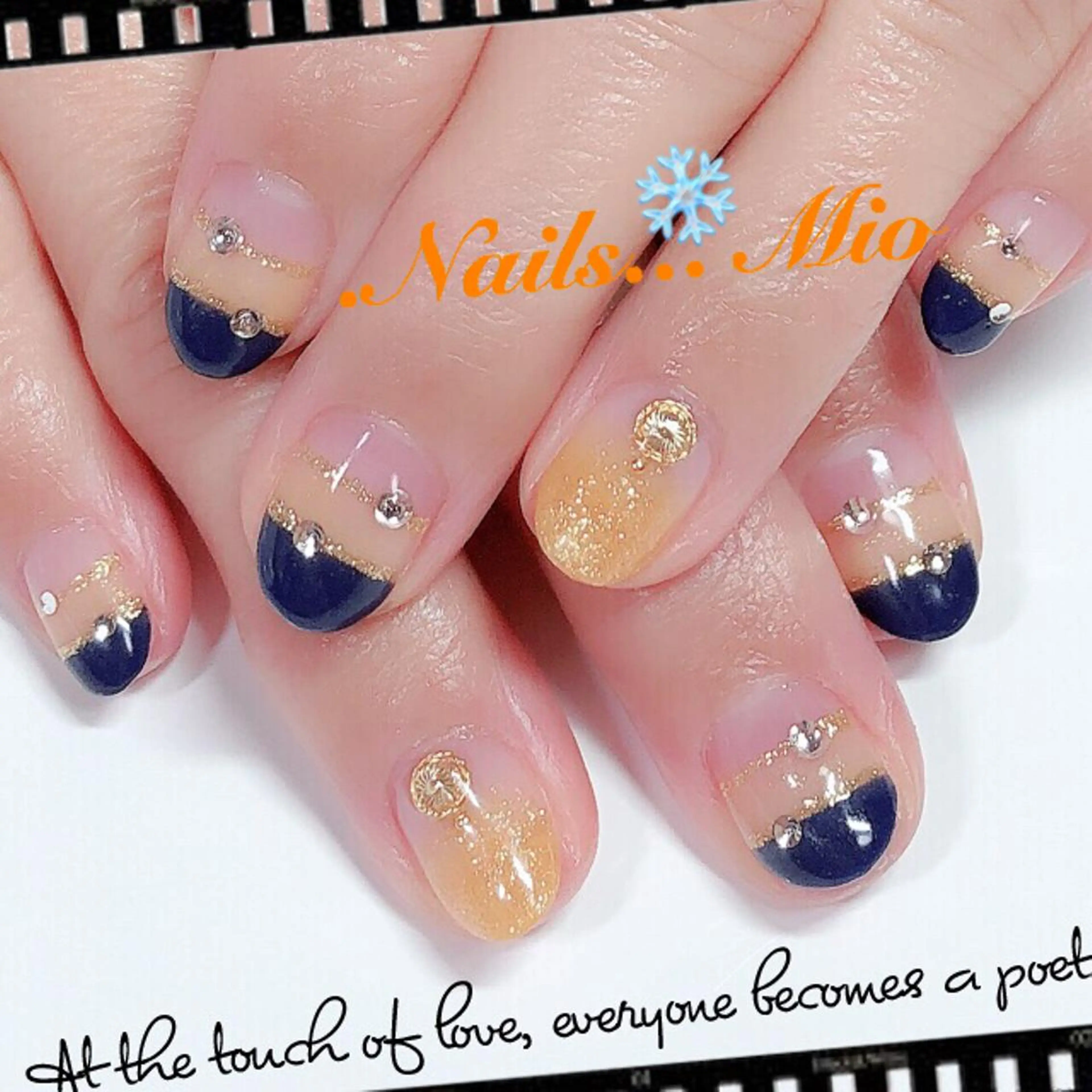 ネイル フレンチネイル ネイビー .Nails Mio 赤羽西ネイルサロンのネイルデザイン