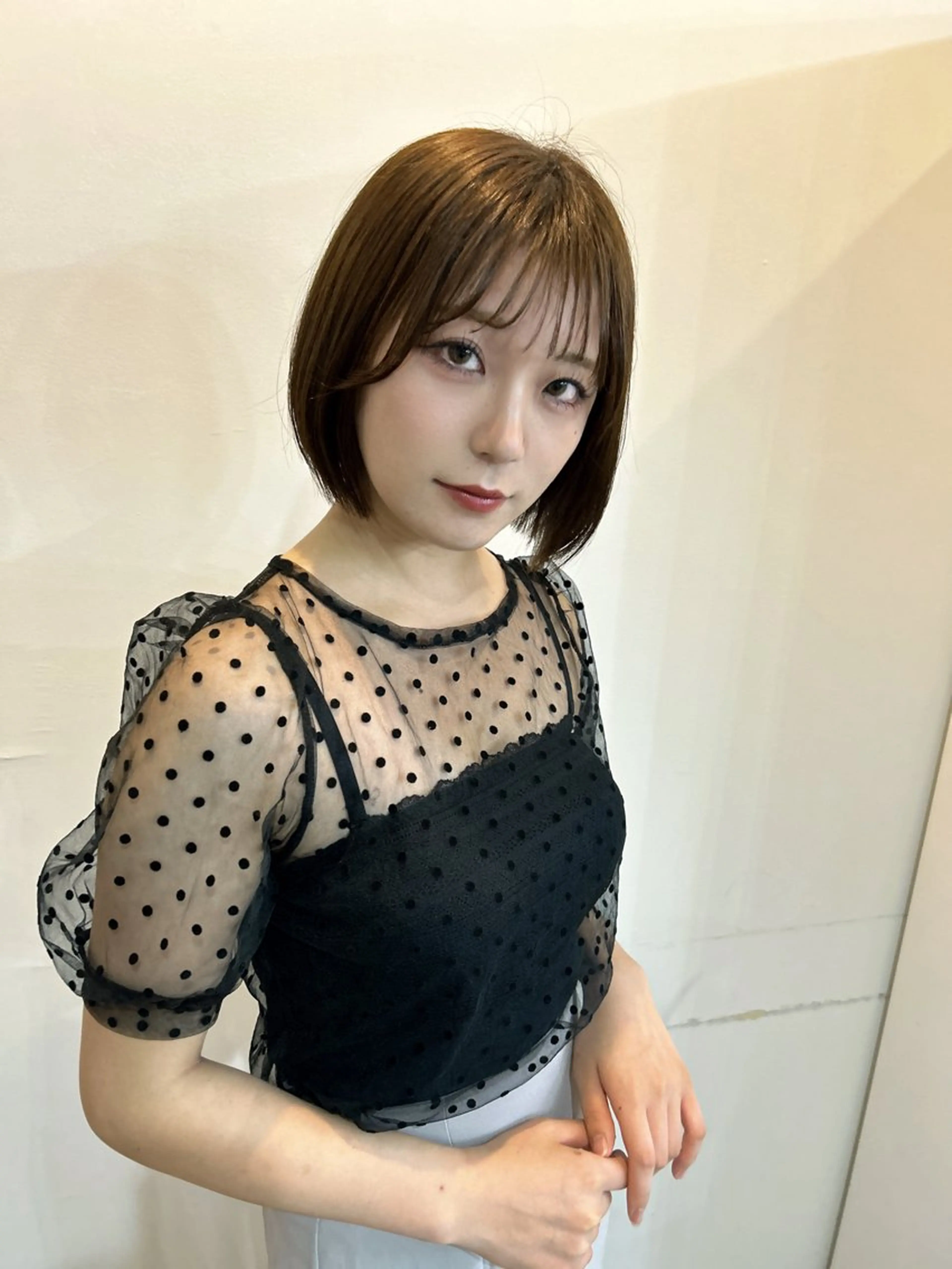 ショート カラー ヘアアレンジ ショートボブ ブリーチ インナーカラー ブリーチなしカラー ボブ カット ヘアカラー トリートメント 切りっぱなしボブ/ デザインカラー店長のヘアスタイル