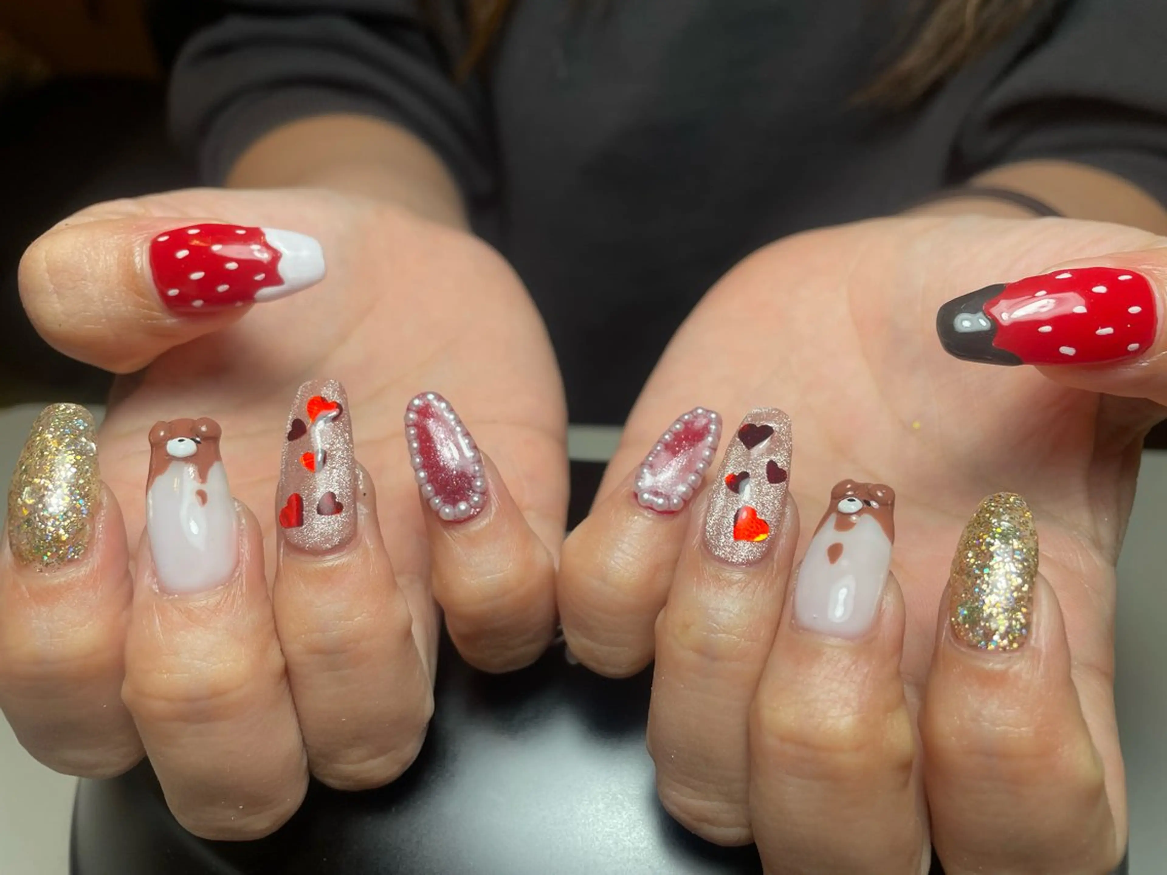 ネイル M. KOTOMIのネイルデザイン