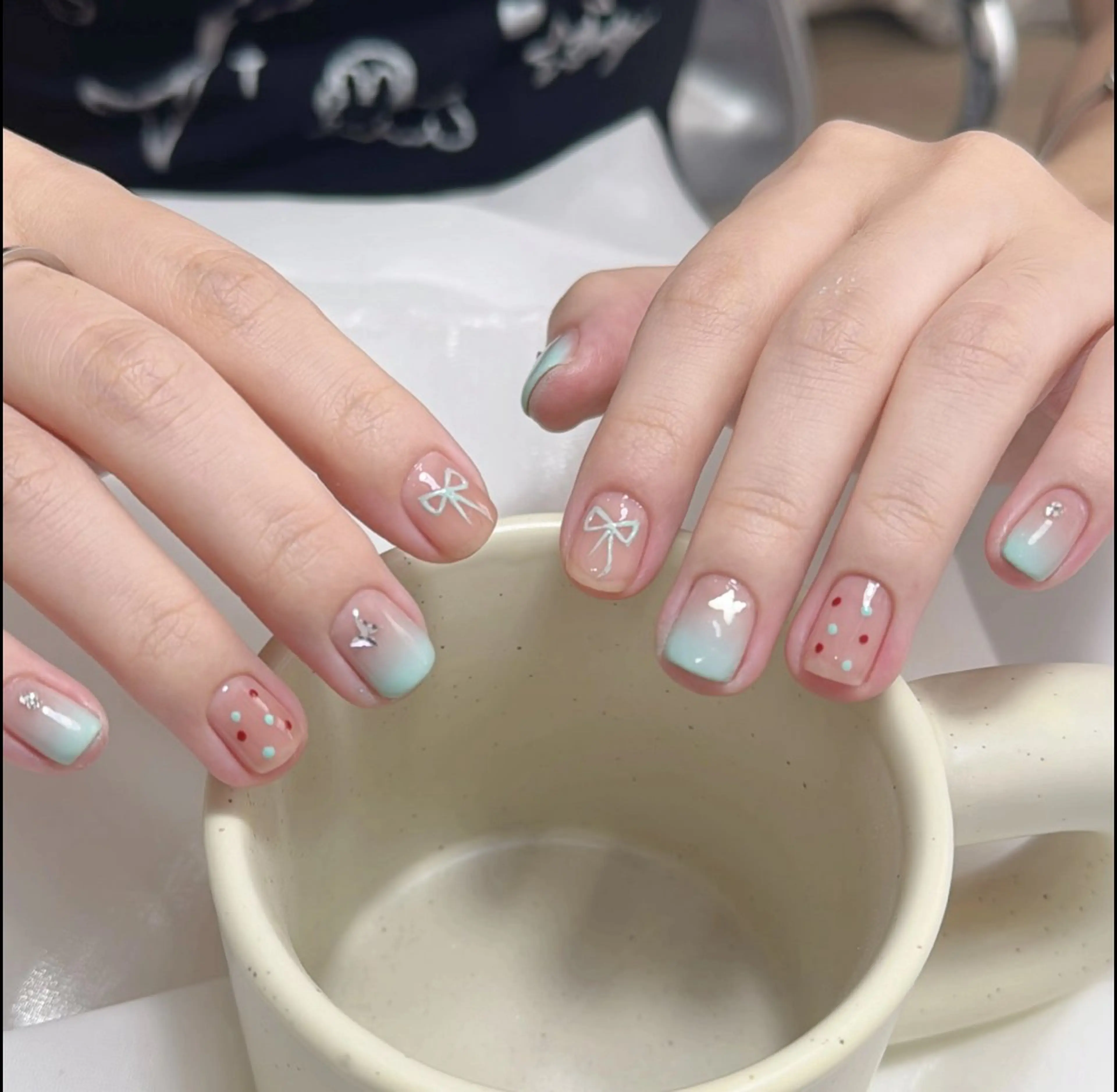 ネイル Dola Nail ユキンイのネイルデザイン