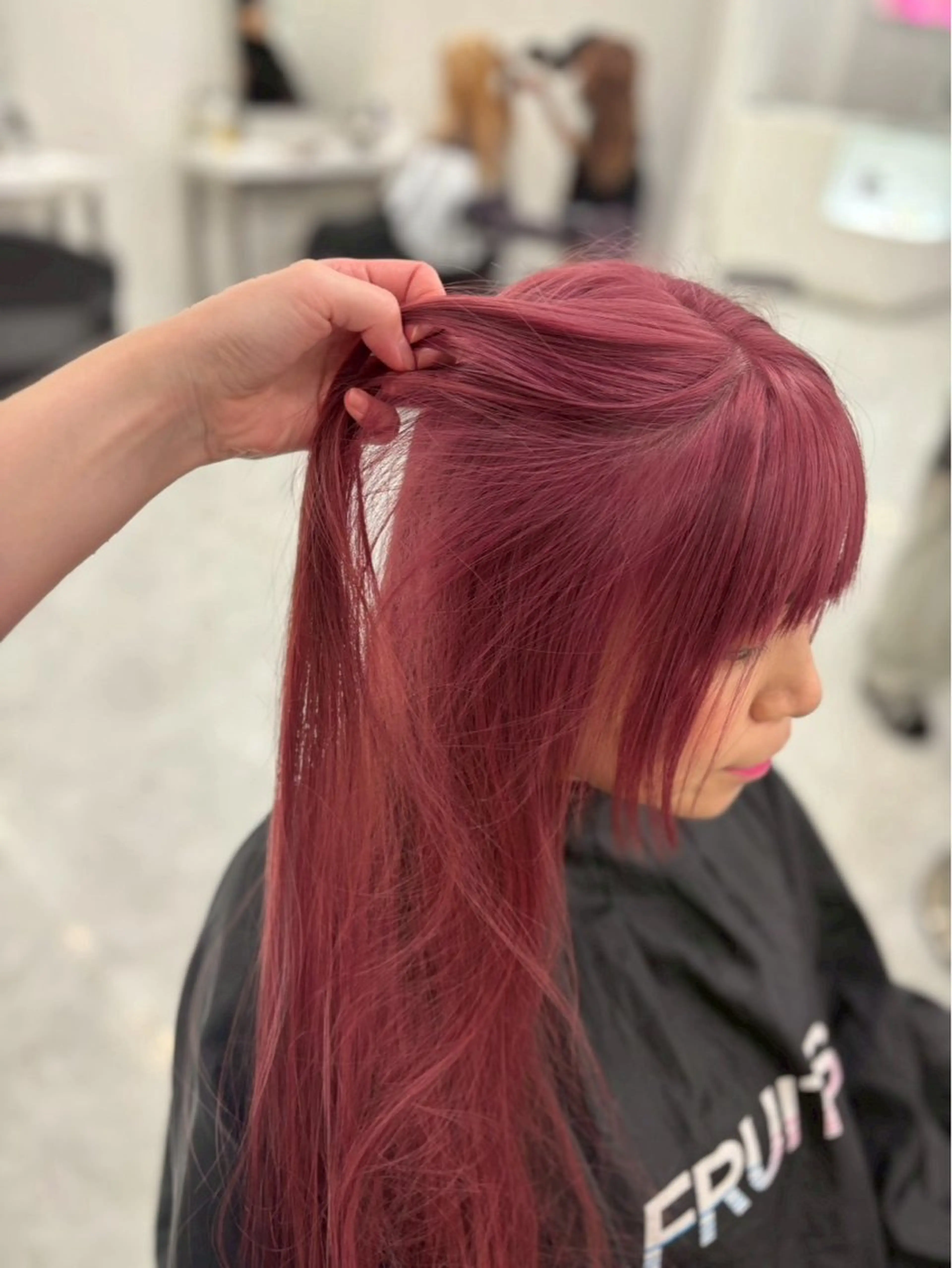 セミロング カラー 暖色・髪質改善🍒 吉武杏莉のヘアスタイル