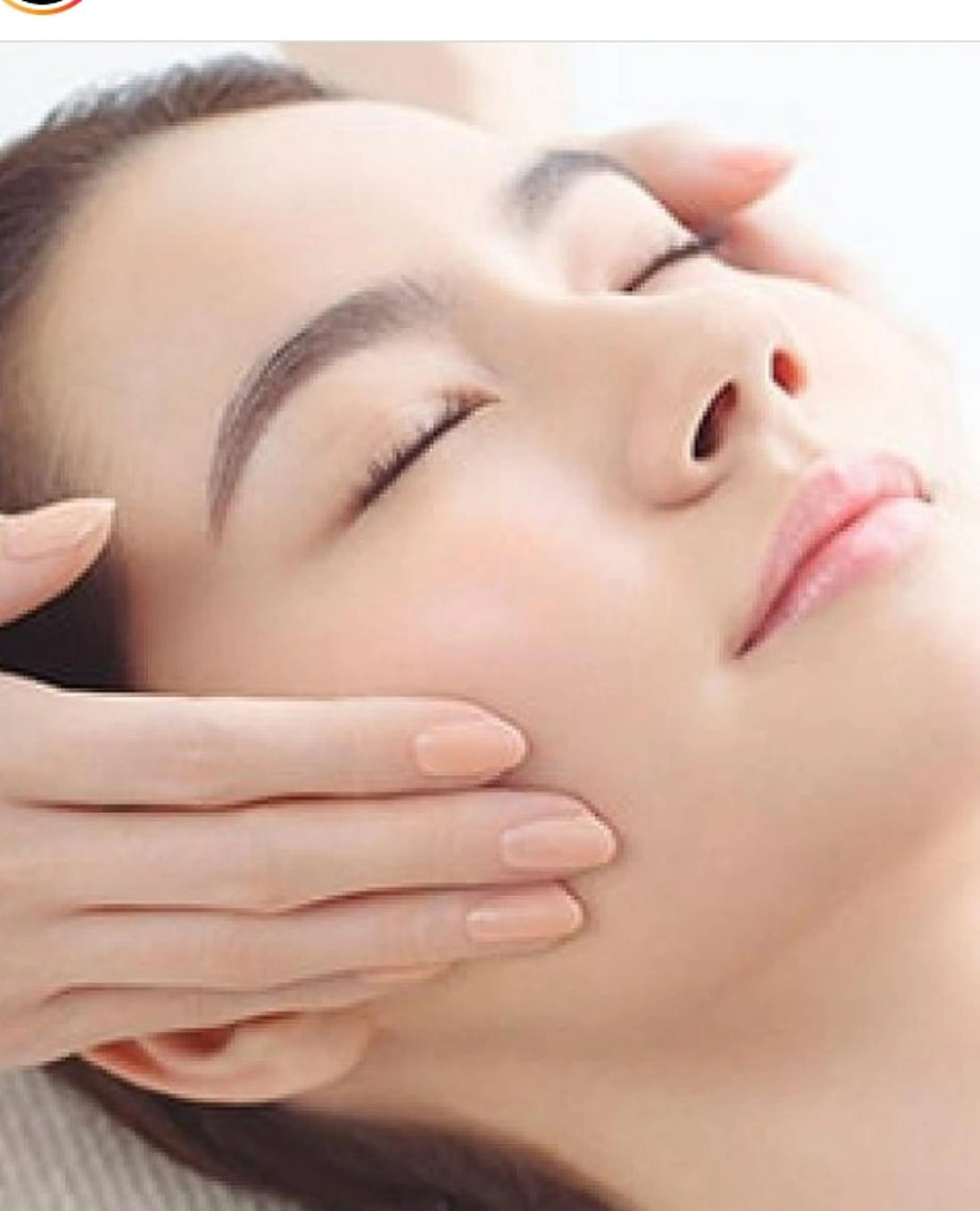 お着替えなし✨30分時短エステ💆オールハンドマッサージ＆高保湿セラム塗布→海草由来プルプルパックで透明感アップ⤴️の写真