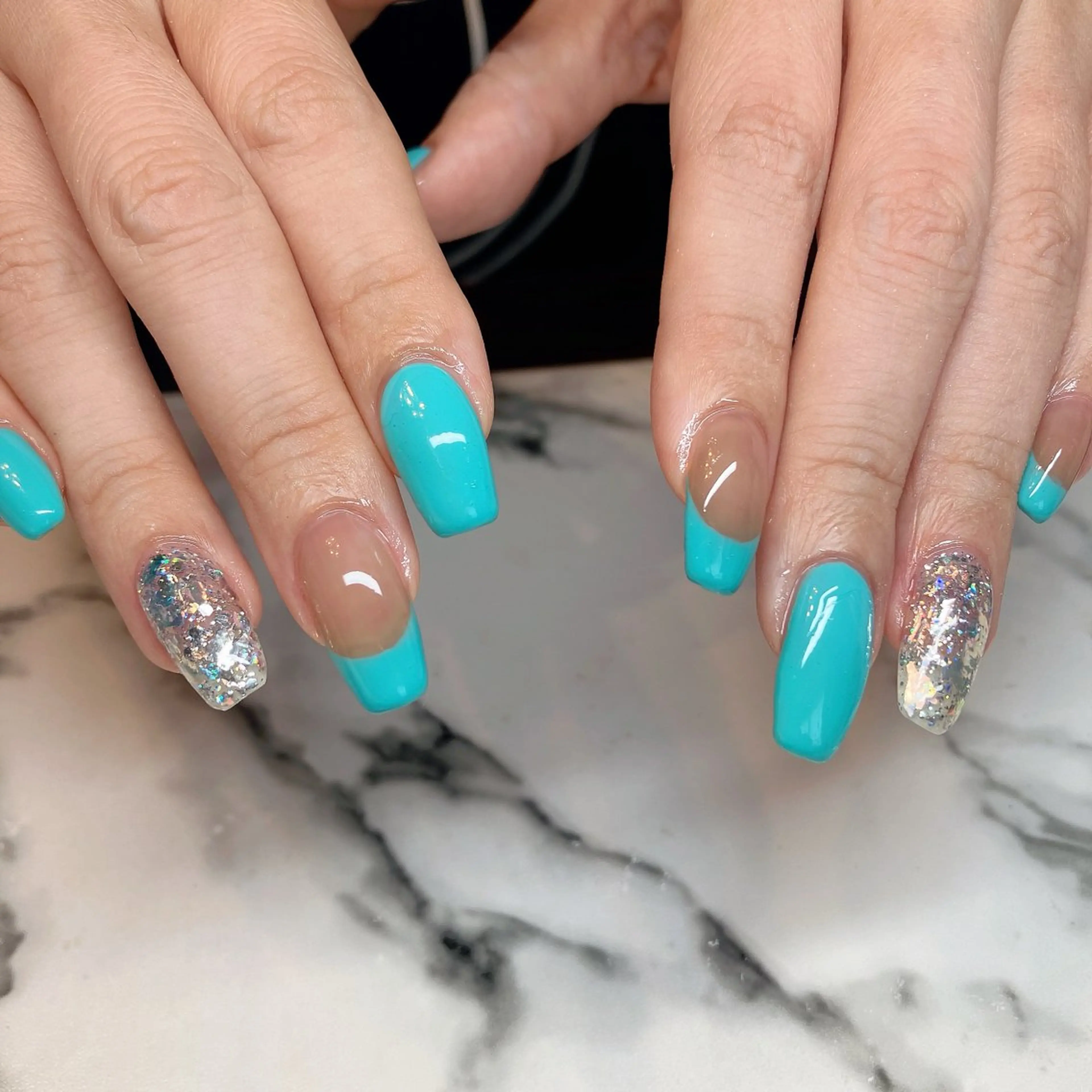 ネイル フレンチネイル ロングネイル ハンドネイル 酒井 茜のエステ・リラクイメージ