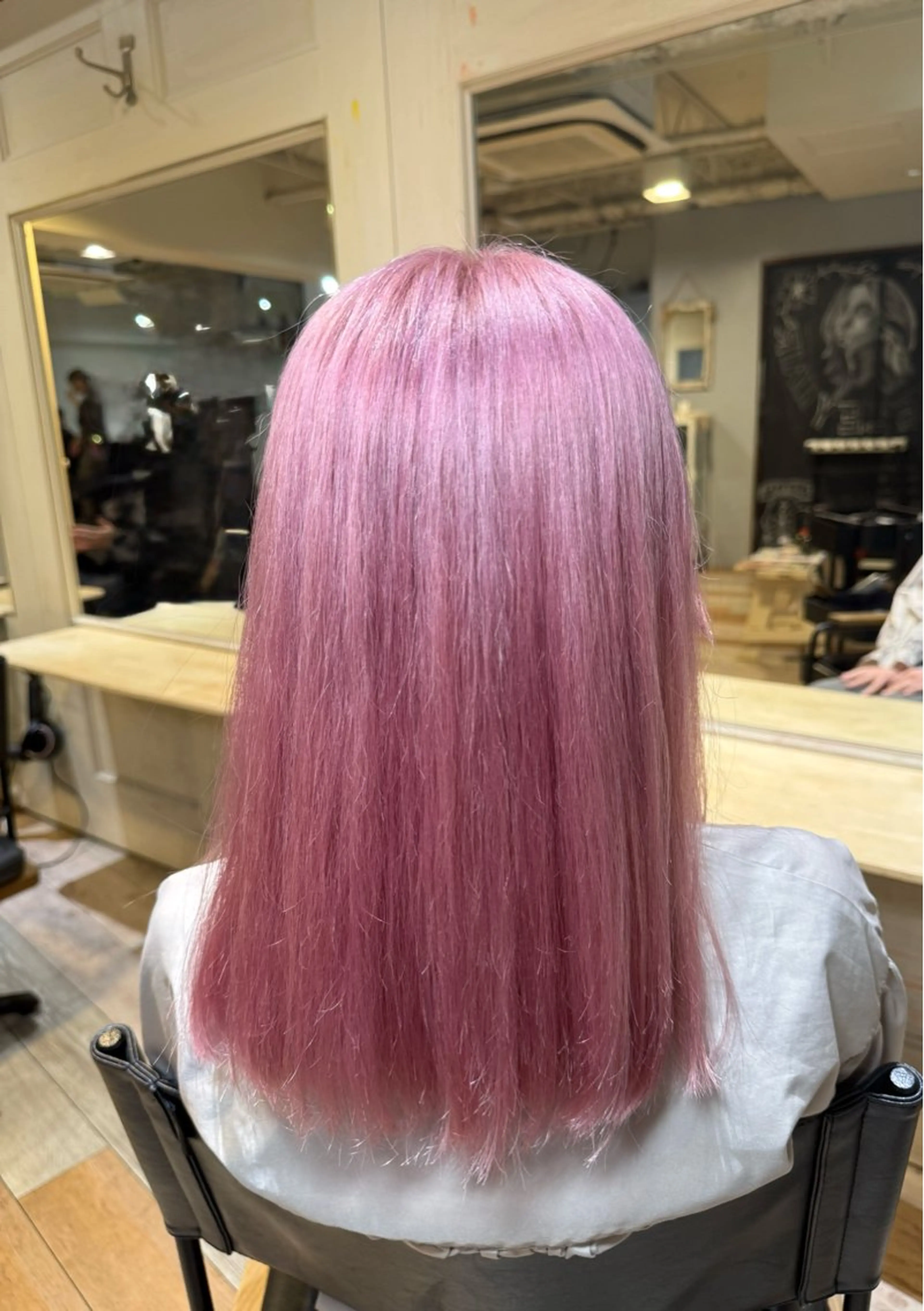 ミディアム カラー ブリーチ ブロンド ケアブリーチ ハイトーンカラー ピンクカラー ヘアカラー トリートメント メンズカット/パーマ 艶カラーTAIGA︎のヘアスタイル