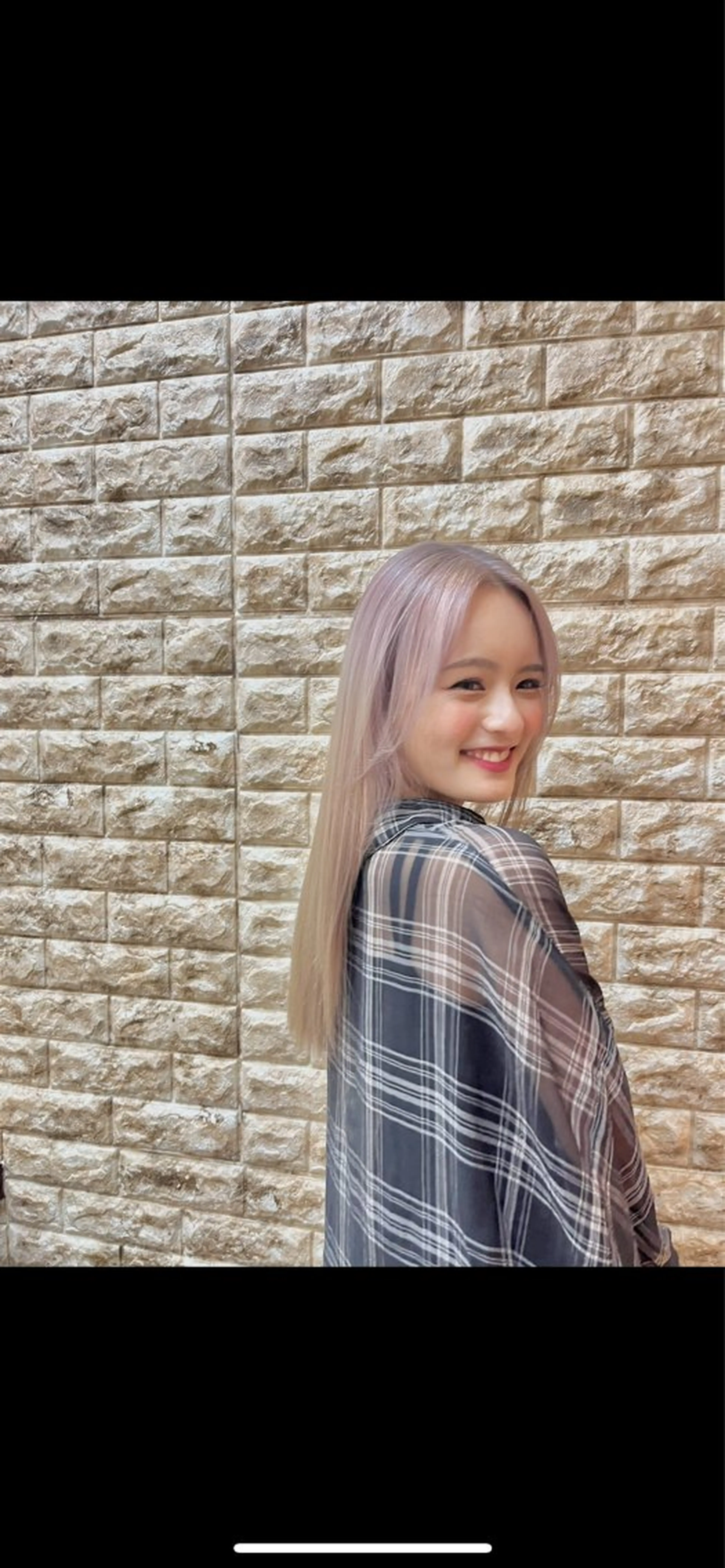 ロング カラー ベージュカラー ブリーチ ハイトーンカラー 谷口 瑠南のヘアスタイル