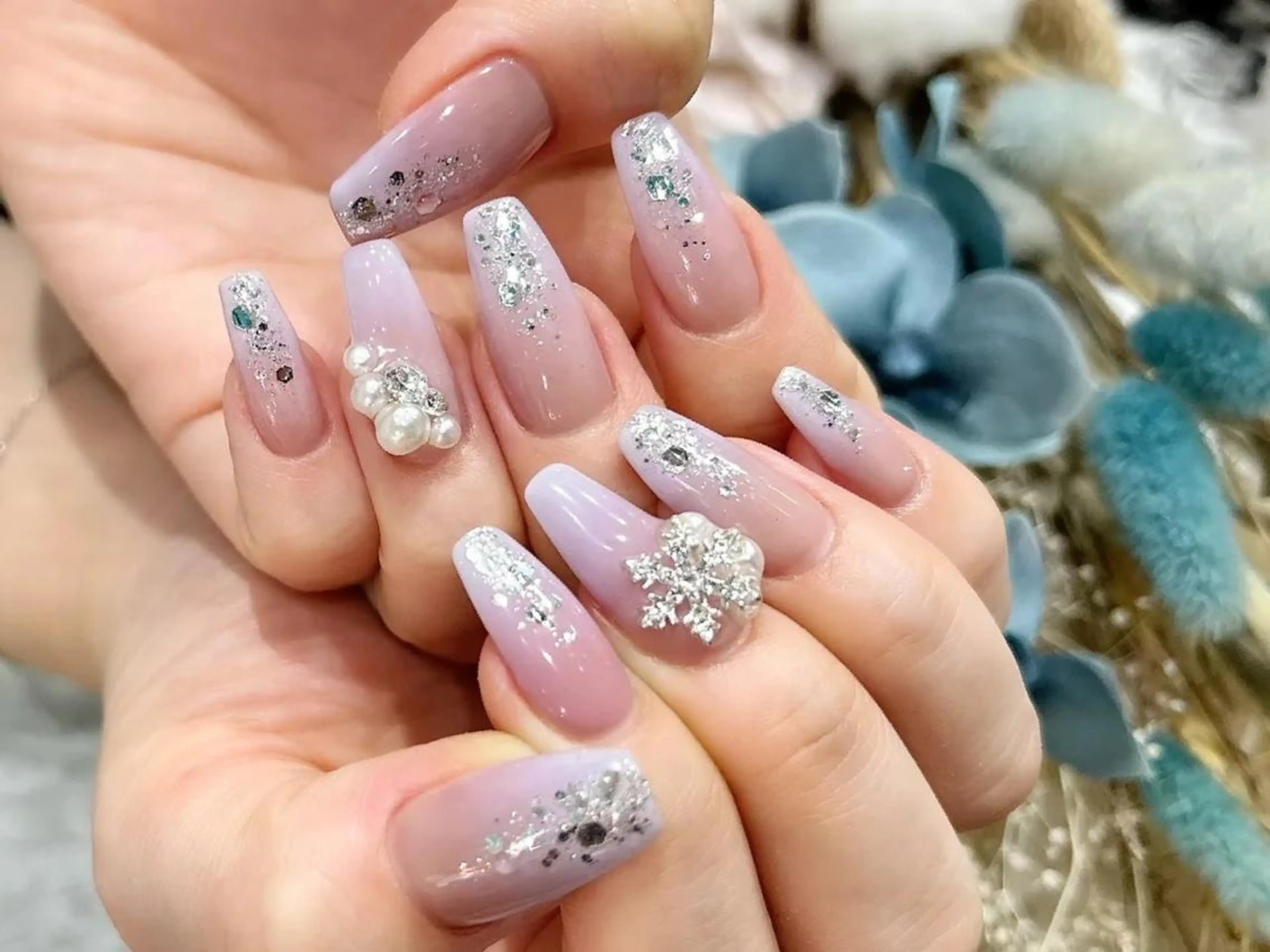 ネイル nailsalon Mirrorのネイルデザイン