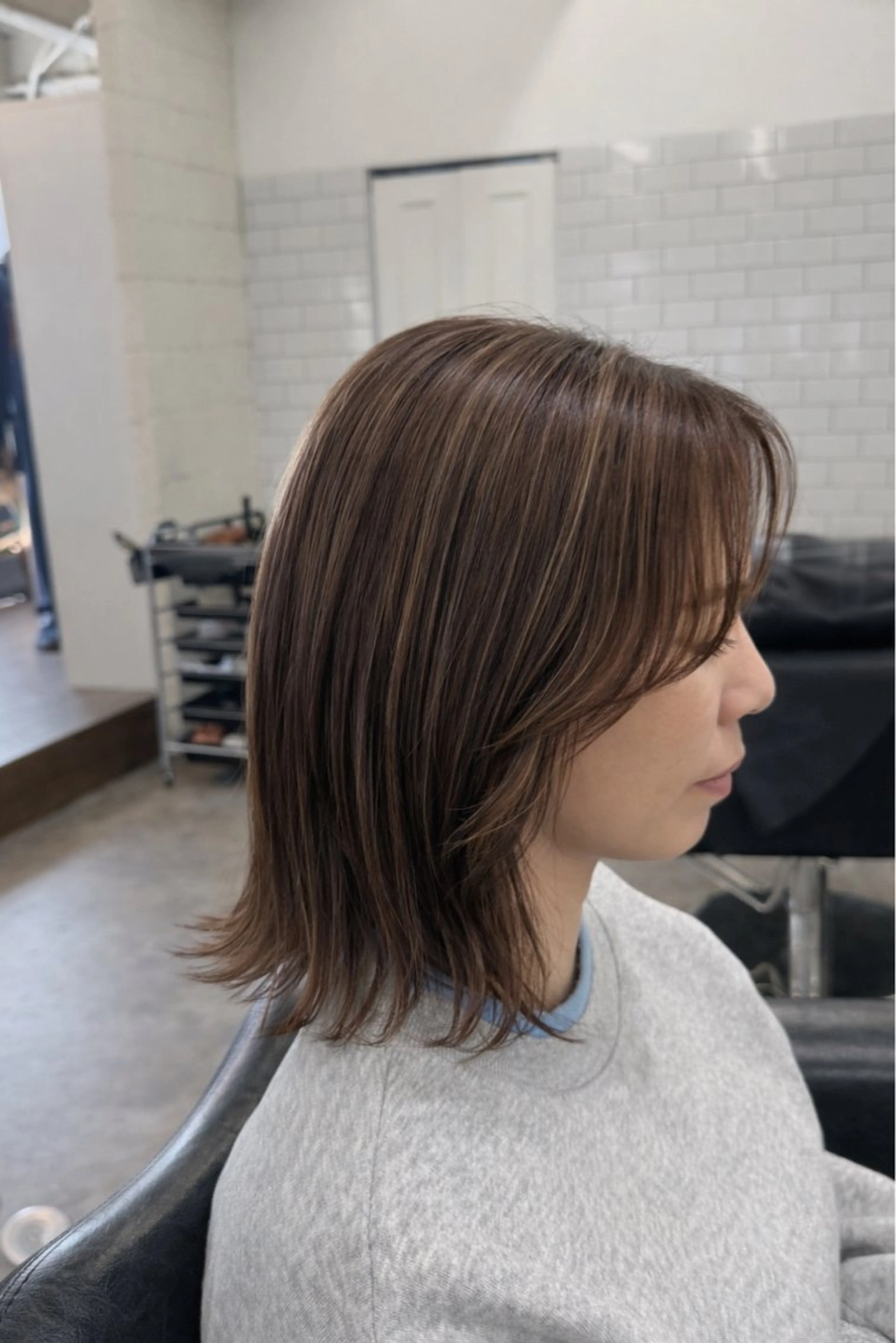 ミディアム カラー カット ヘアカラー トリートメント 白髪ぼかし 👒堀江・ヨンスクのヘアスタイル