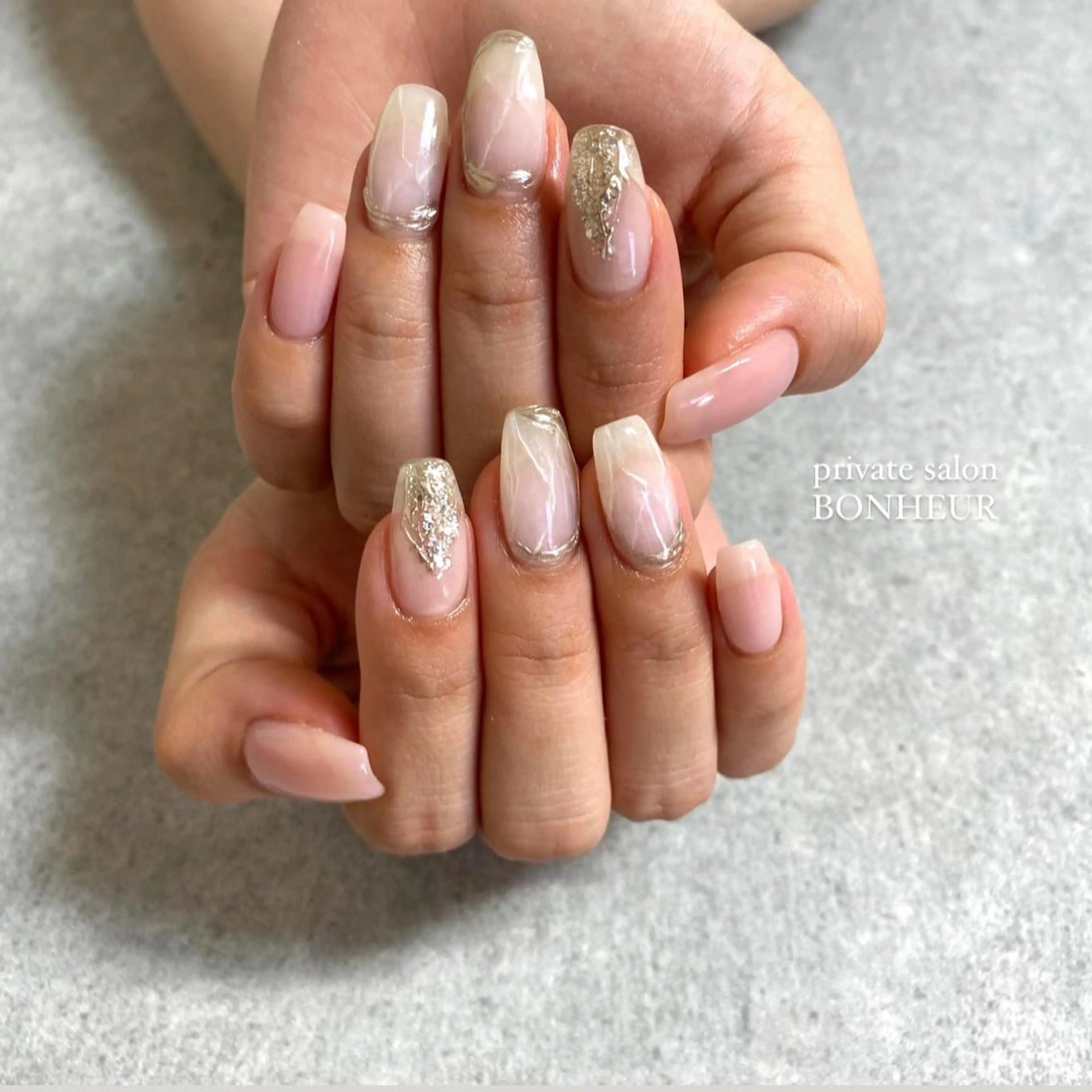 ネイル ハンドネイル BONHEUR Annaのネイルデザイン