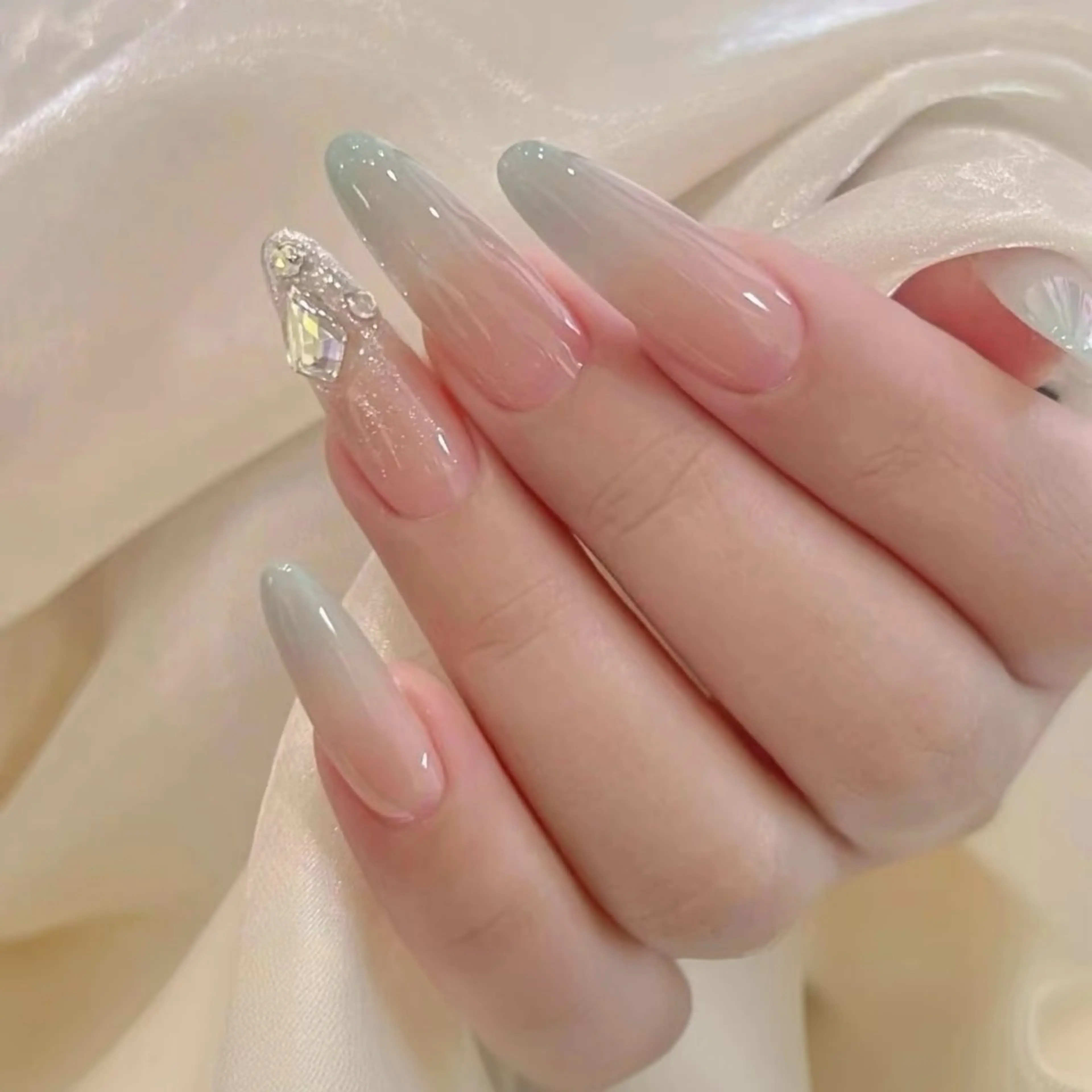 ネイル ハンドネイル July Nailのネイルデザイン