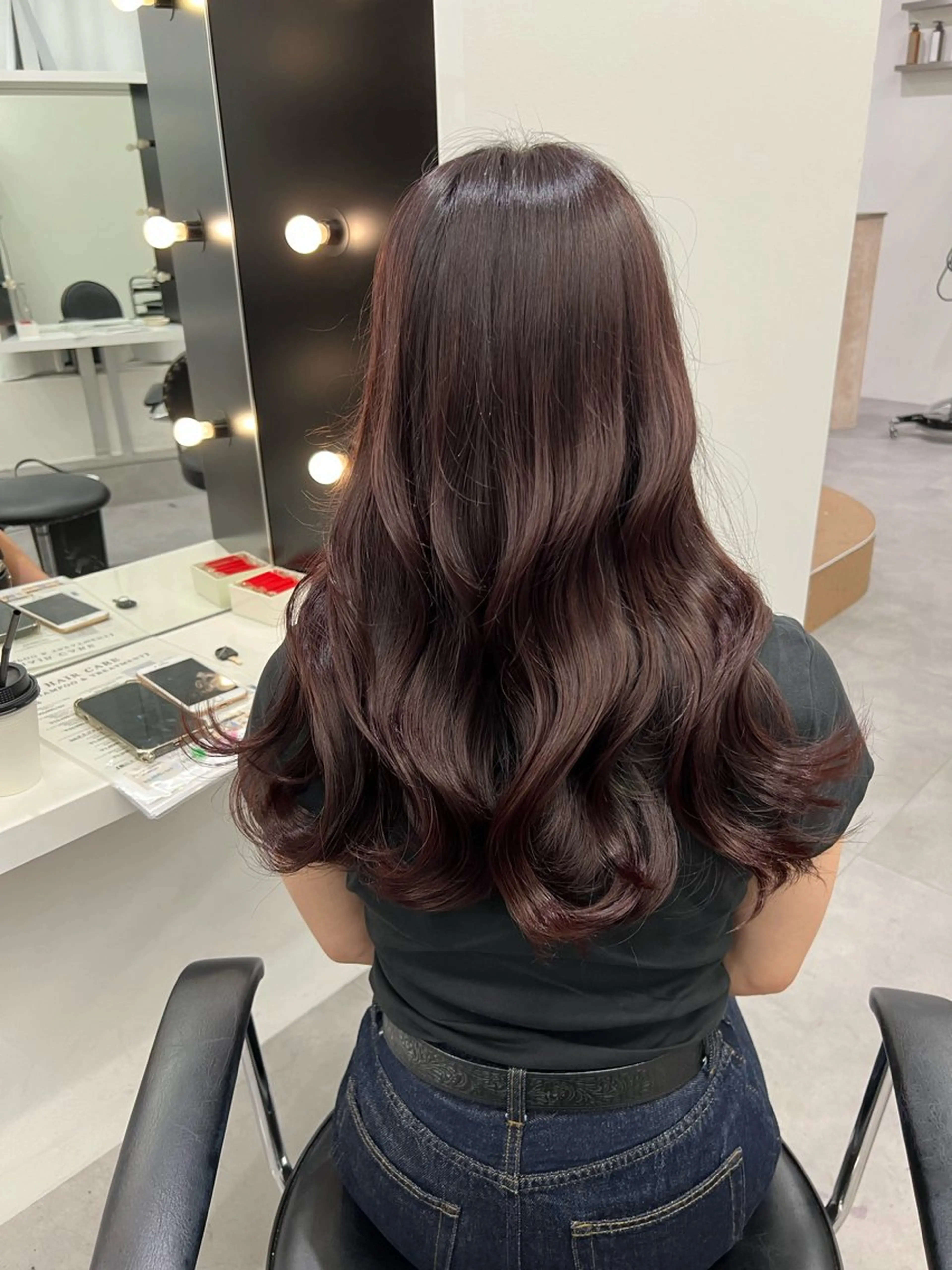 セミロング しゅういち/赤み消し カラー特化のヘアスタイル