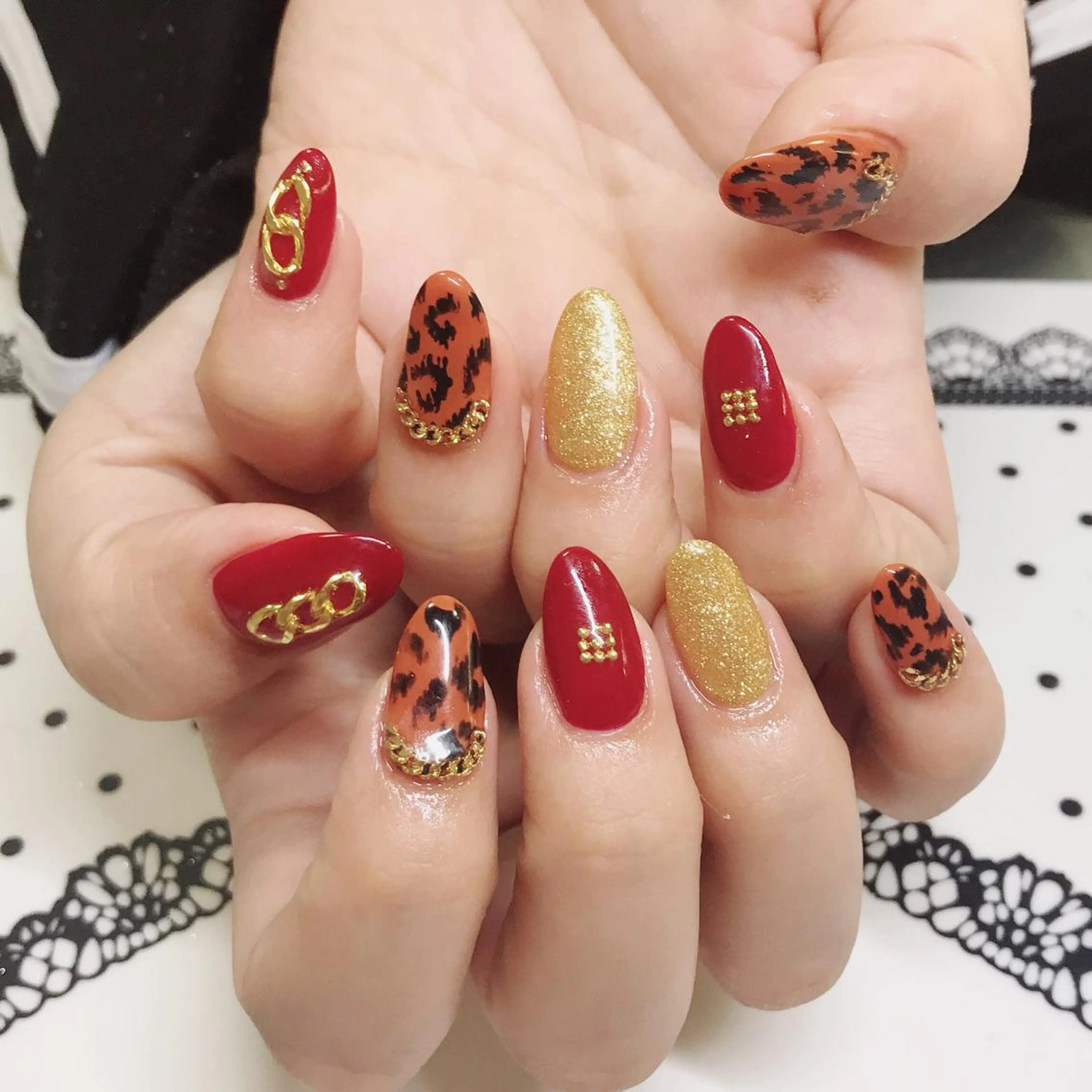 カラー ネイル Q Free nailsのネイルデザイン
