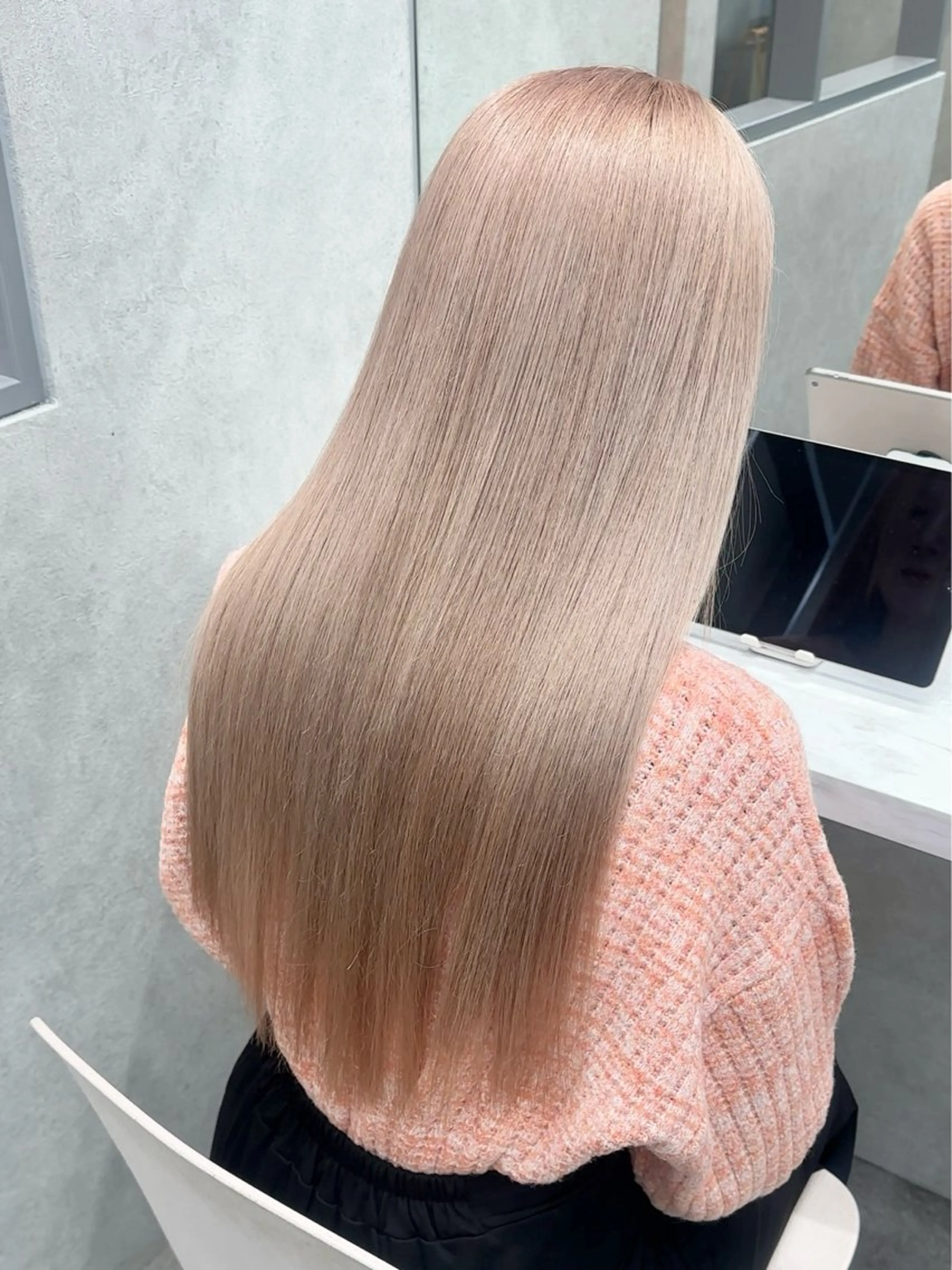 セミロング カラー ヘアアレンジ ヘアカラー yuuto🌈 透明感カラーのヘアスタイル