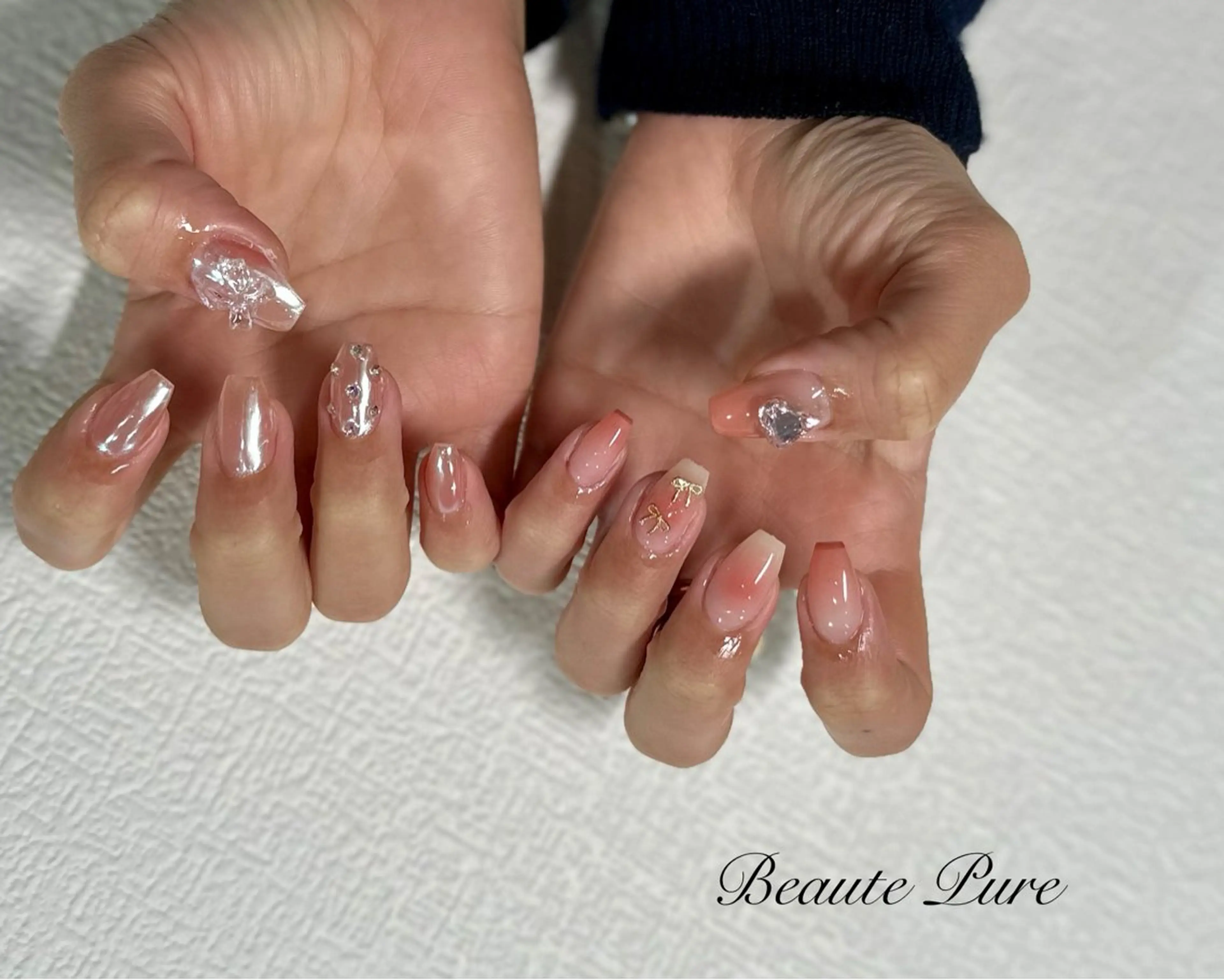 ネイル アートネイル オーロラネイル チークネイル ジェルネイル ハート ハンドネイル BeautePure Maiのネイルデザイン