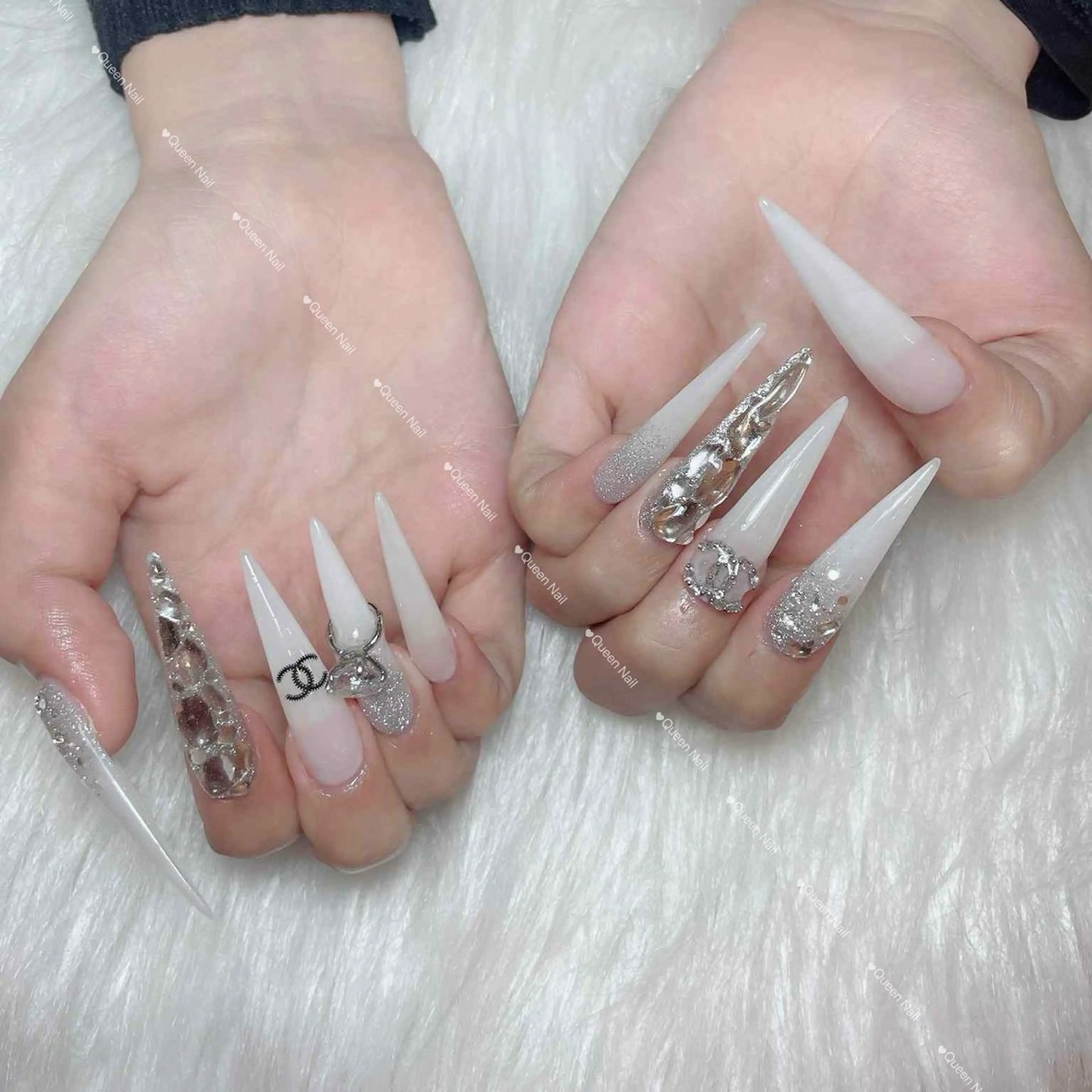 【ジェルスカルプ】長さだし6本付け放題¥11000の写真