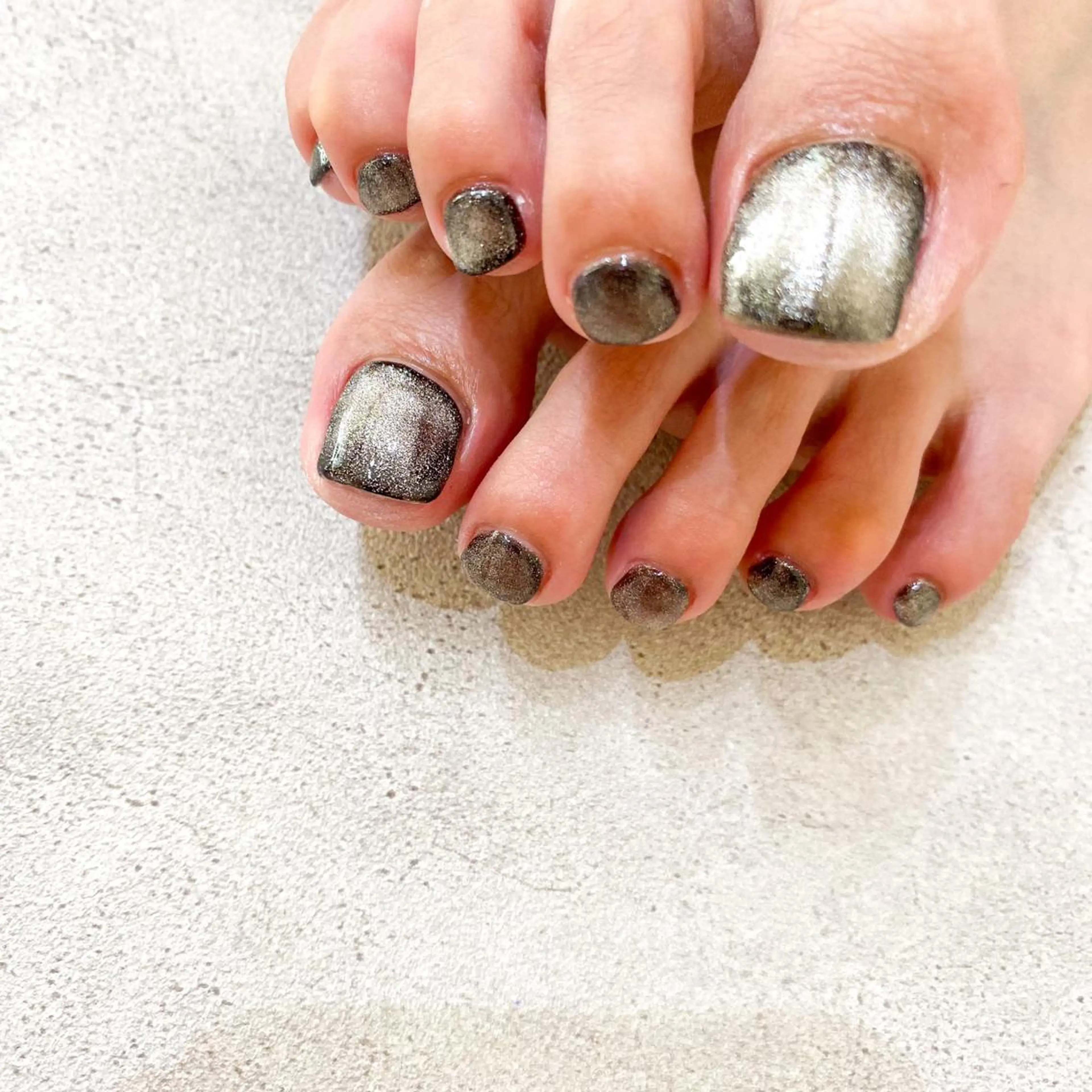 ネイル フットネイル ゴテゴテ💙ワンホン リオナのネイルデザイン