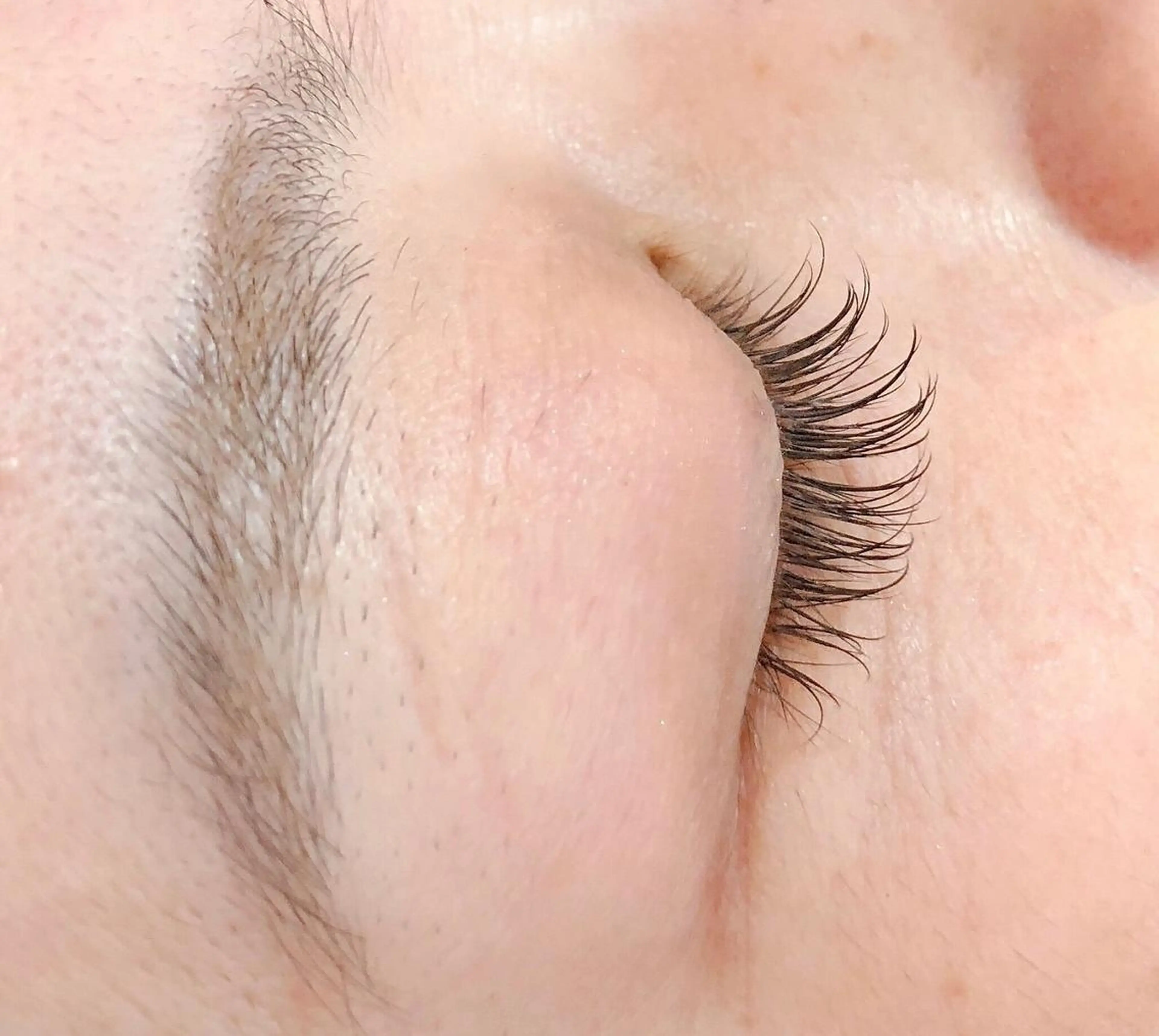 マツエク・マツパ 艶髪育成サロン 京橋 shinのヘアスタイル