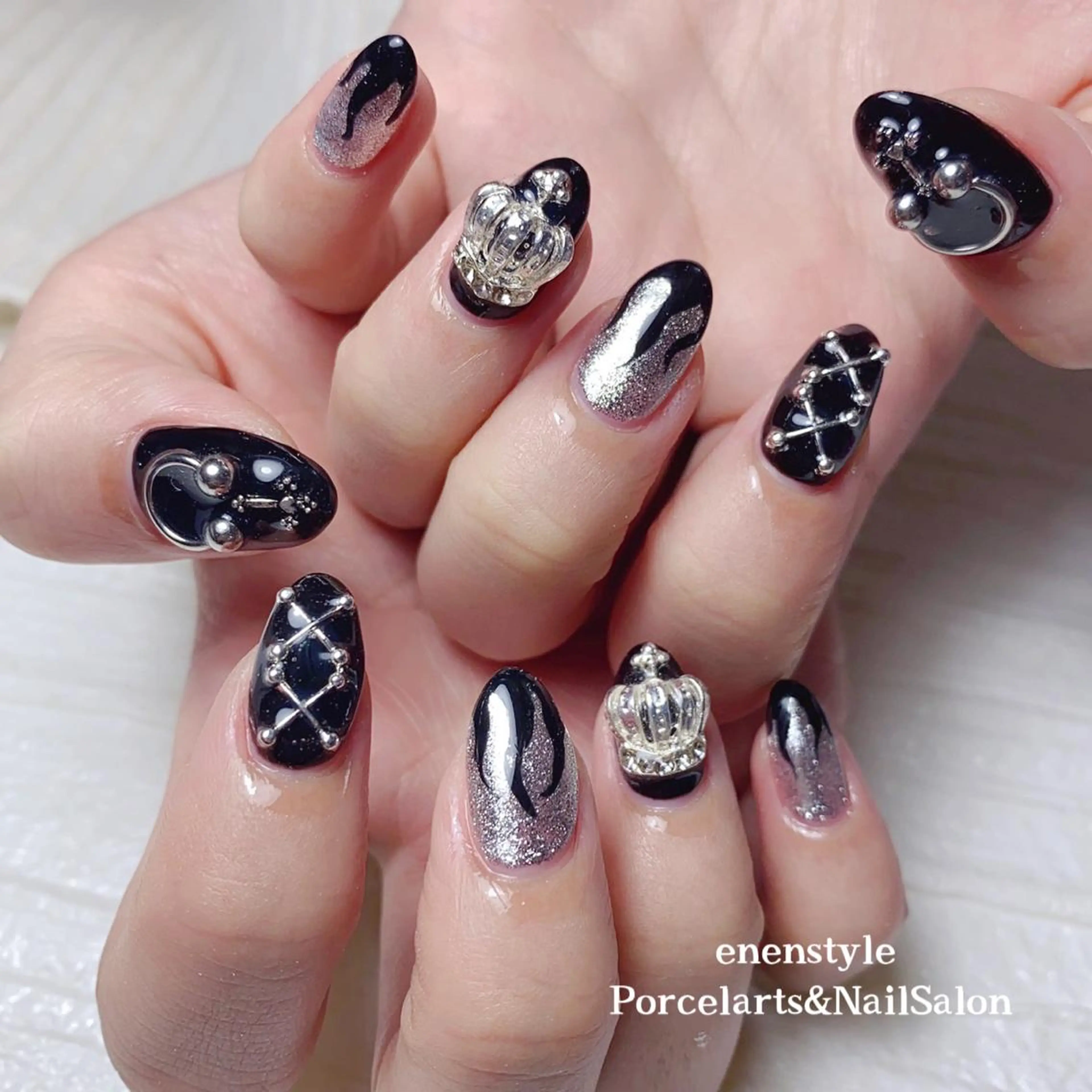 ミディアム ネイル 👑enen style👑のネイルデザイン