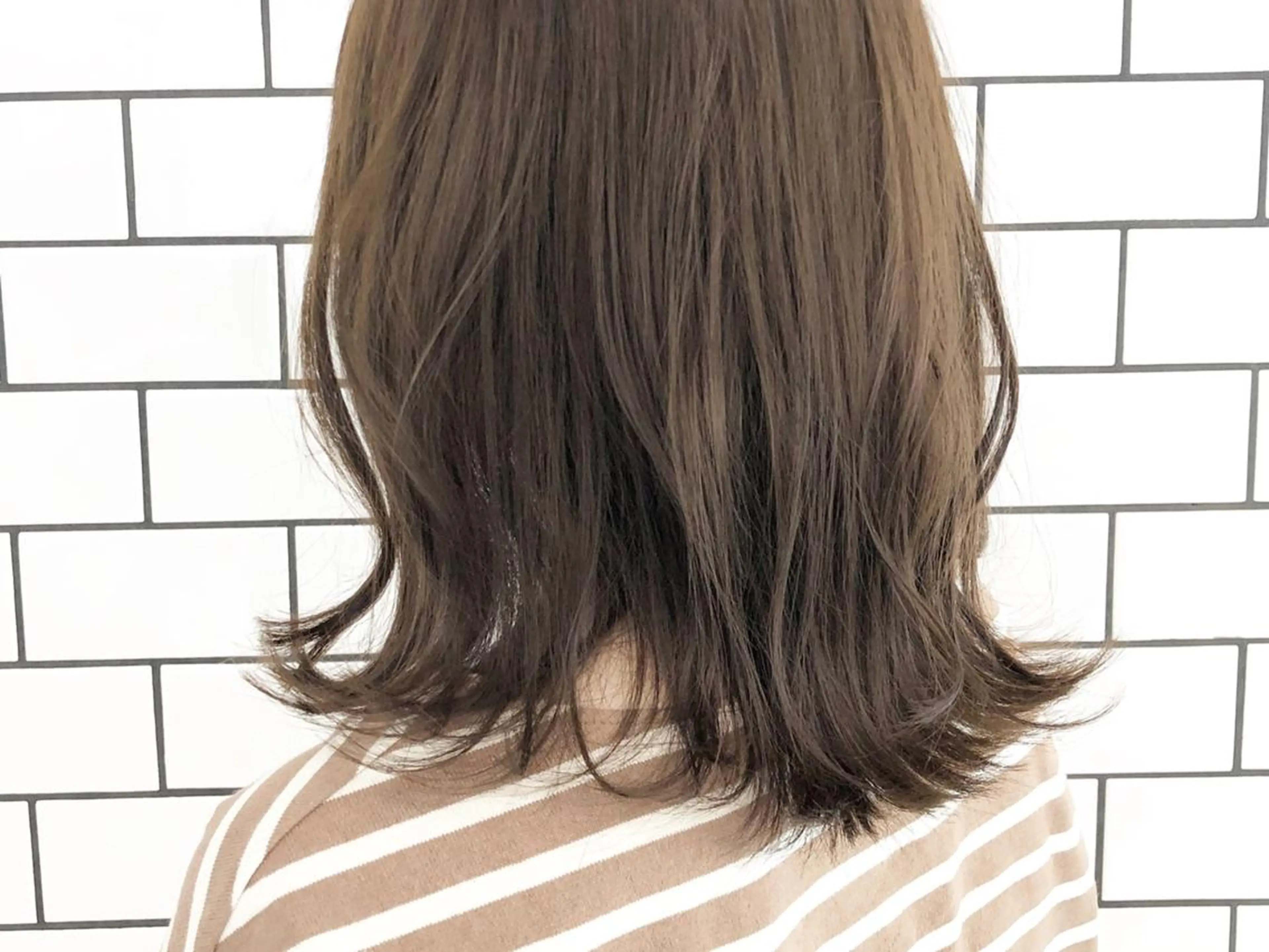 ミディアム カラー パーマ ヘアアレンジ ネイル マツエク・マツパ 川野 彩海のヘアスタイル