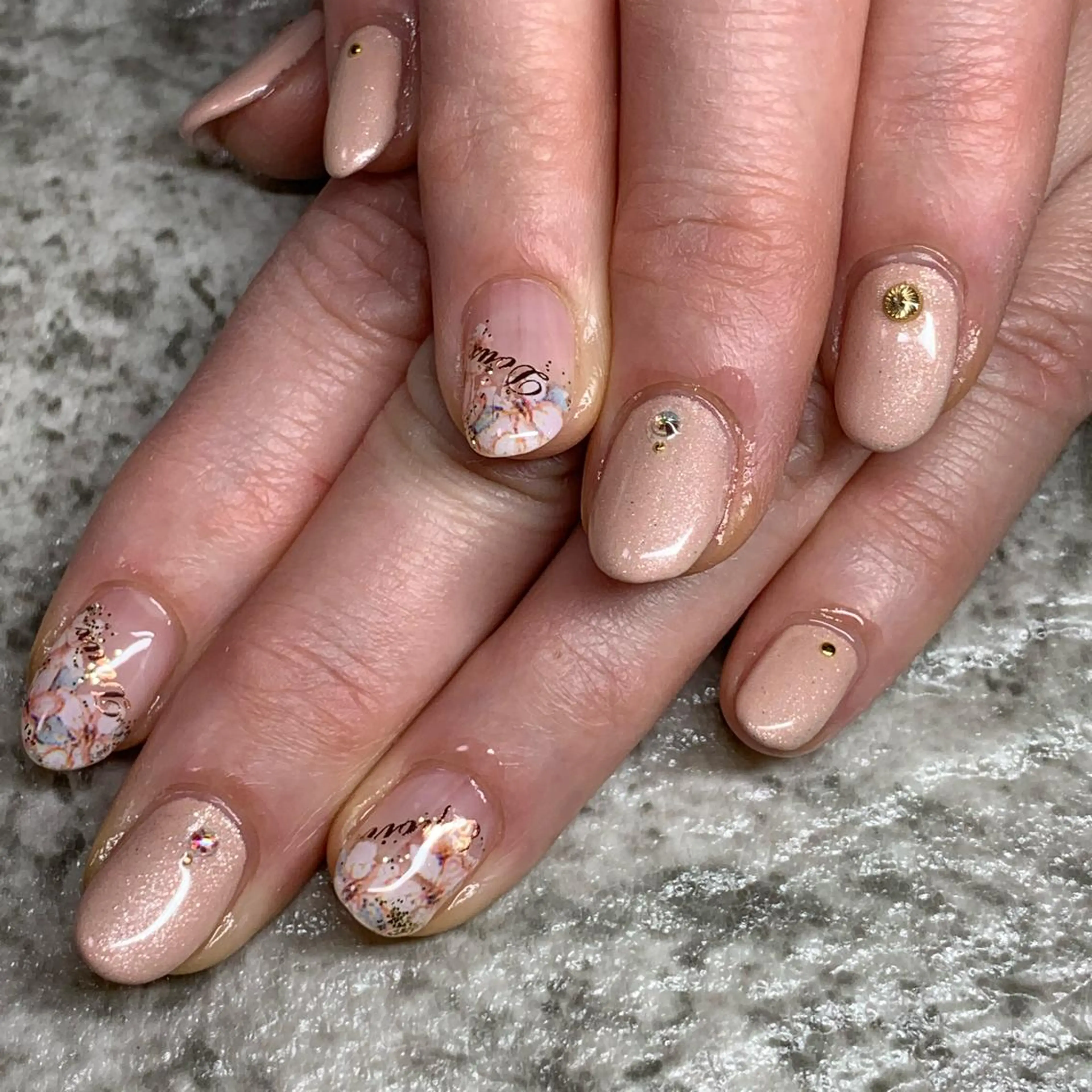 ネイル RuxuryNail ／RiAnnaのネイルデザイン