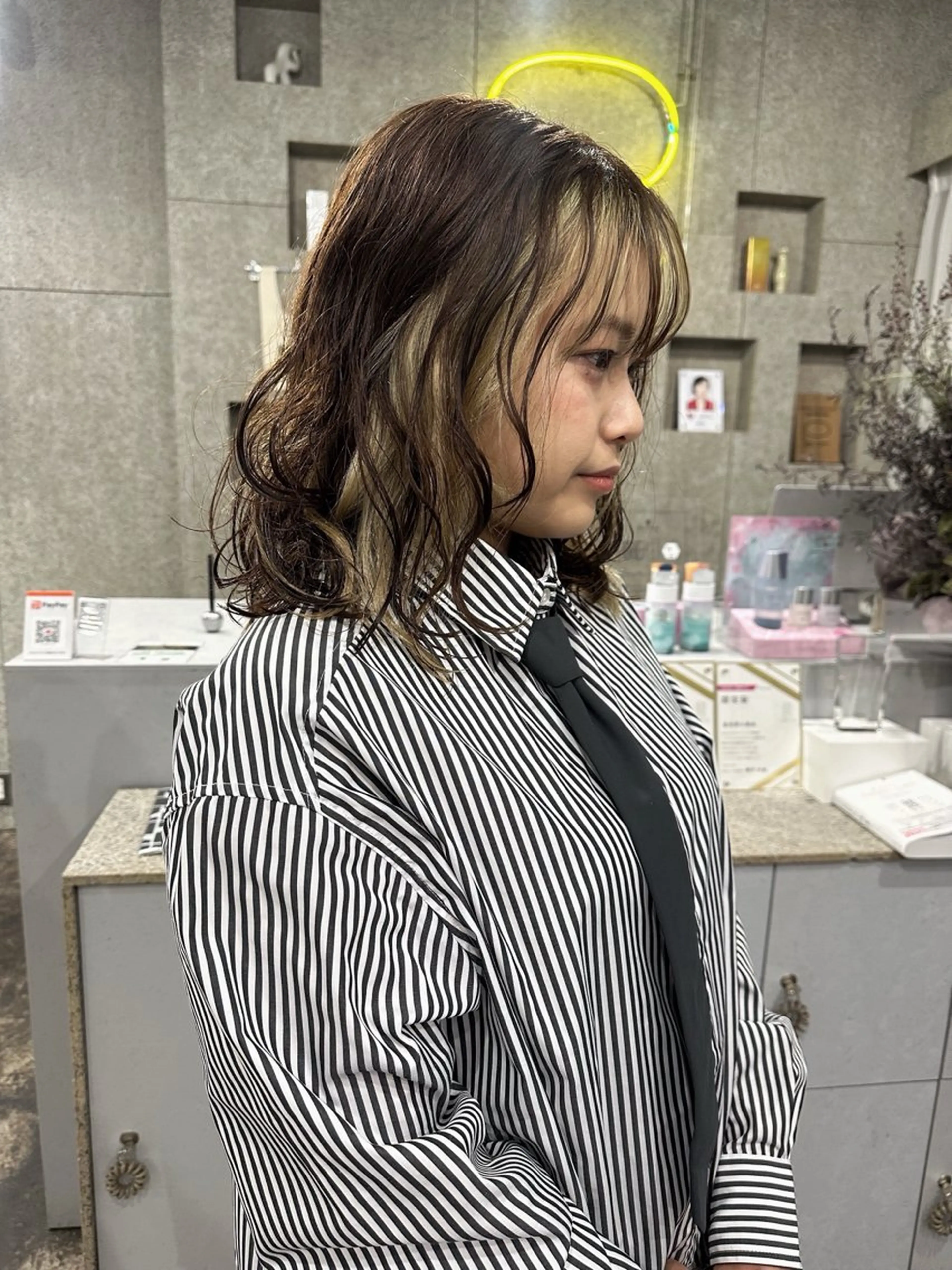 ミディアム ミディアムパーマ 岩間 萌々果/eimのヘアスタイル