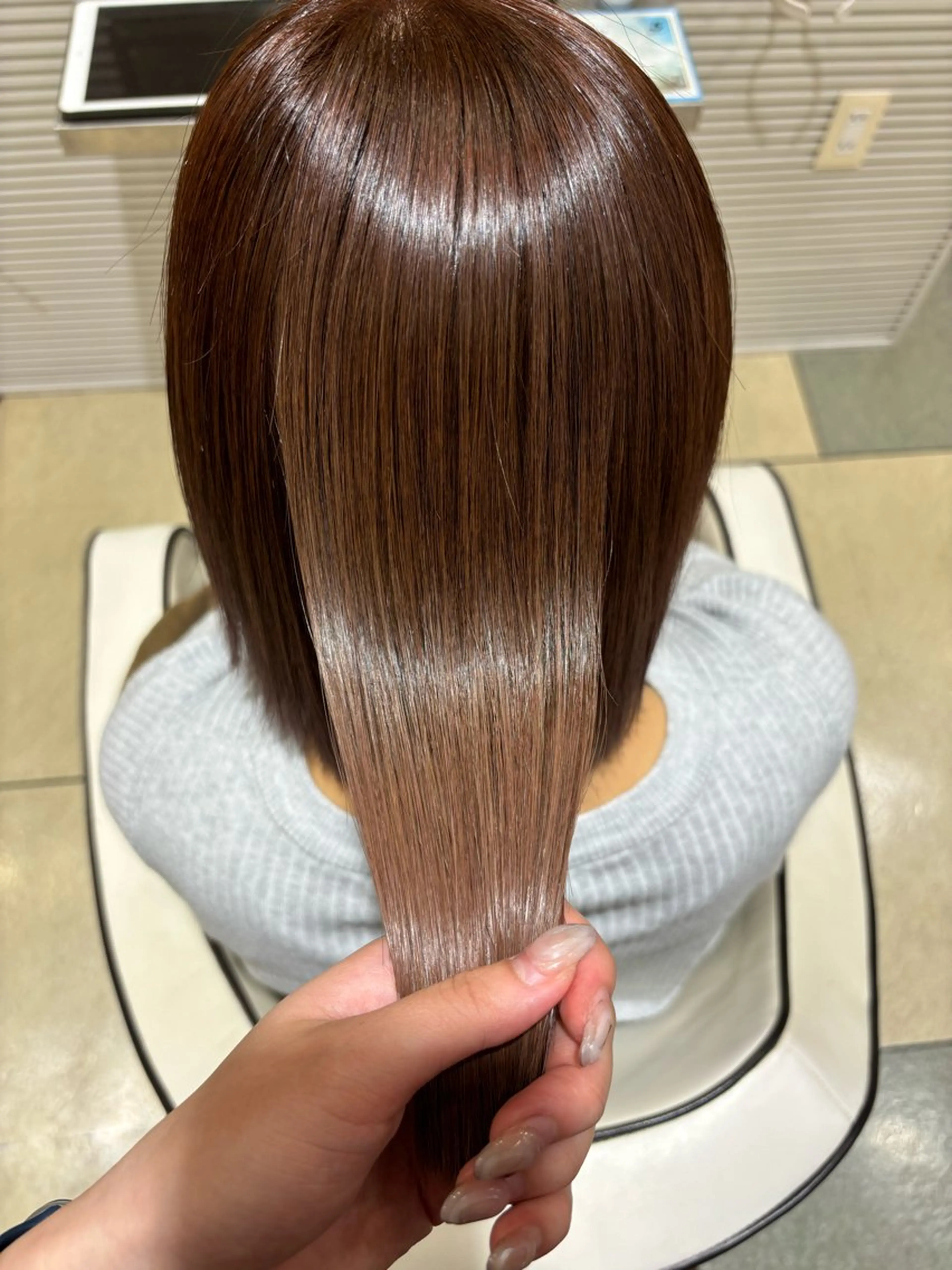 ミディアム カラー ケアカラー 髪質改善 トリートメント カット ヘアカラー トリートメント 透明感カラー/ くびれヘア/ユウユのヘアスタイル