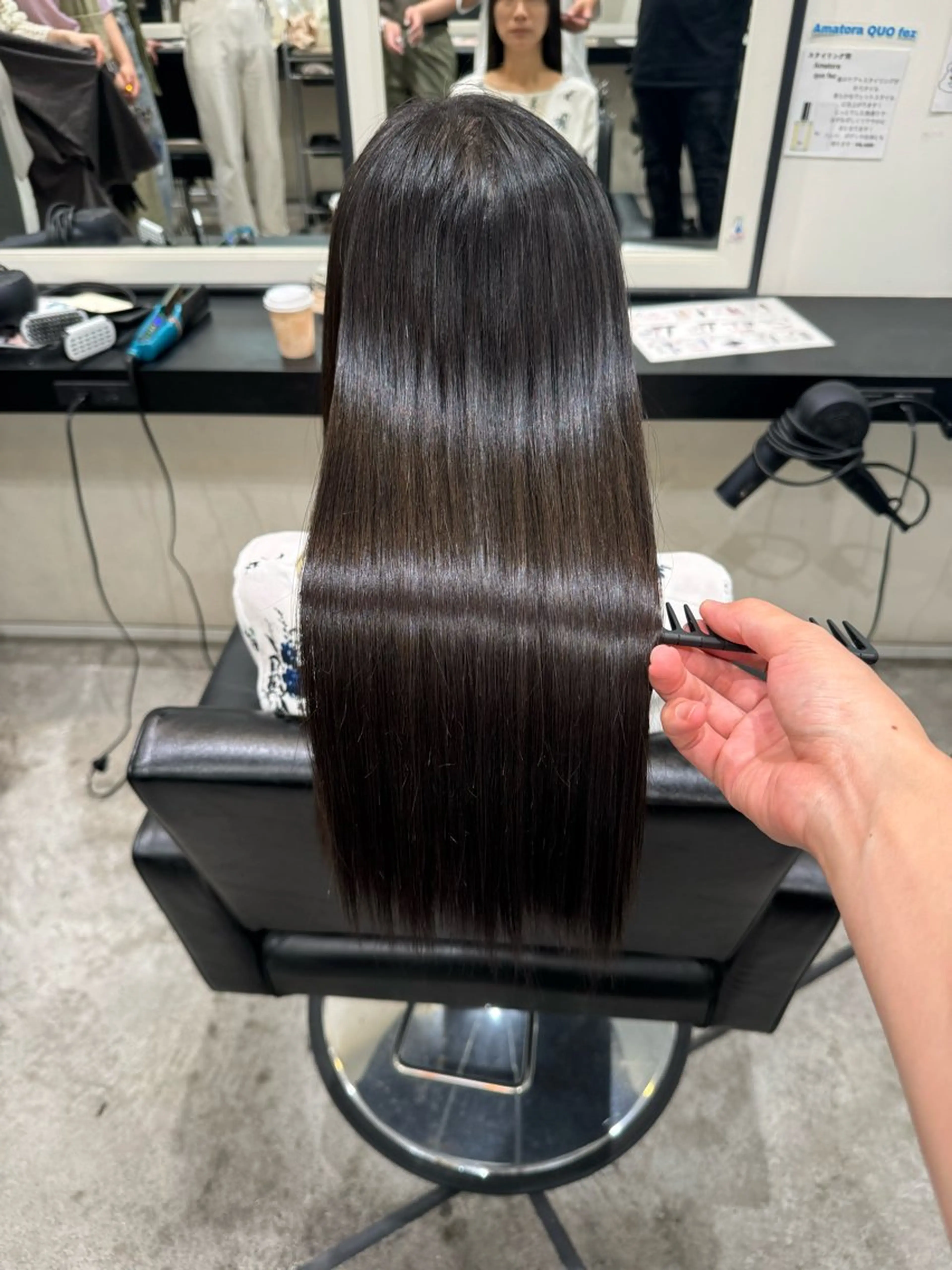 セミロング Apa kabar  鳳店所属・Apa kabar 鳳店　吉田裕のヘアスタイル