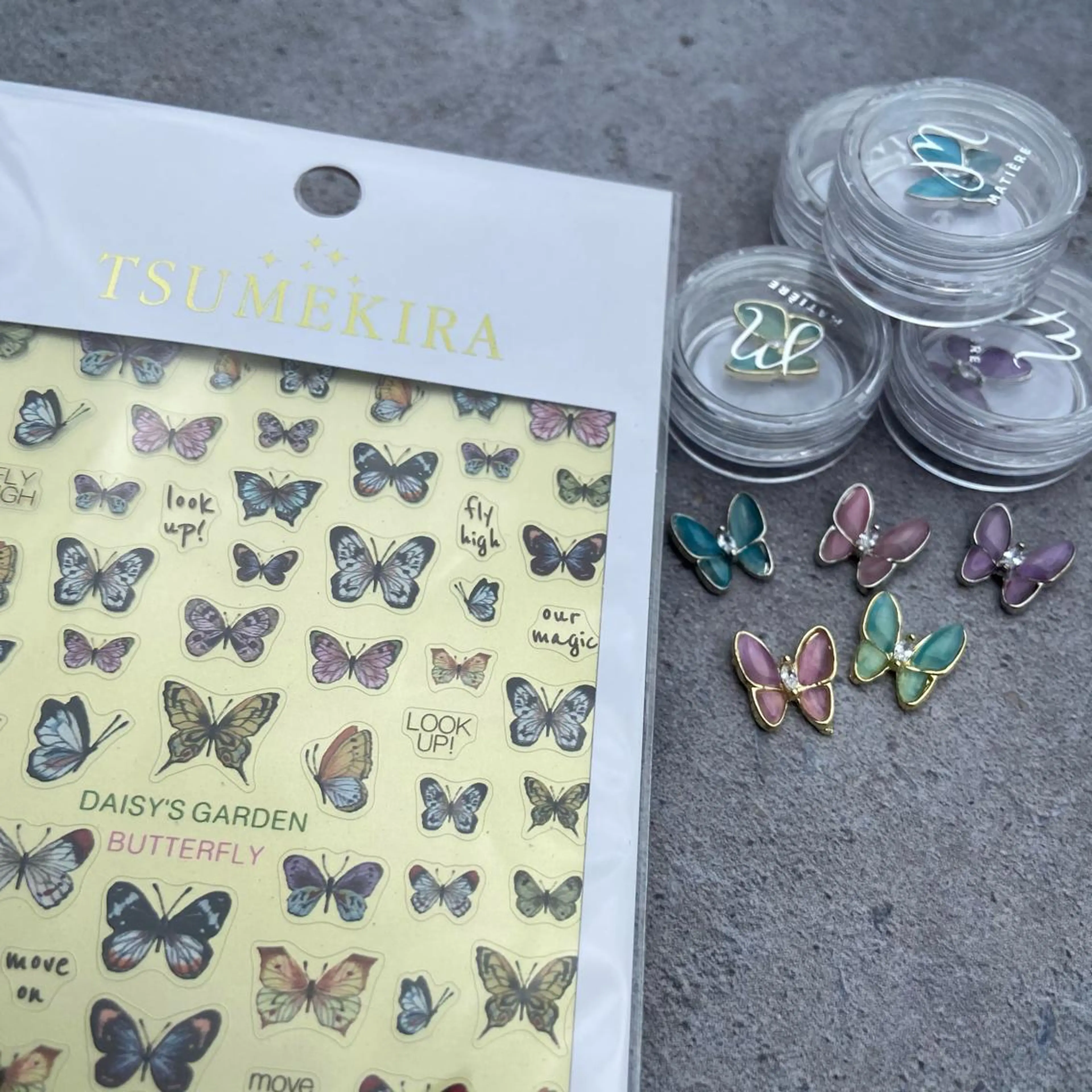 ネイル hair&make EARTH coiffure beaute 龍ケ崎店所属・tomita ayakaのネイルデザイン