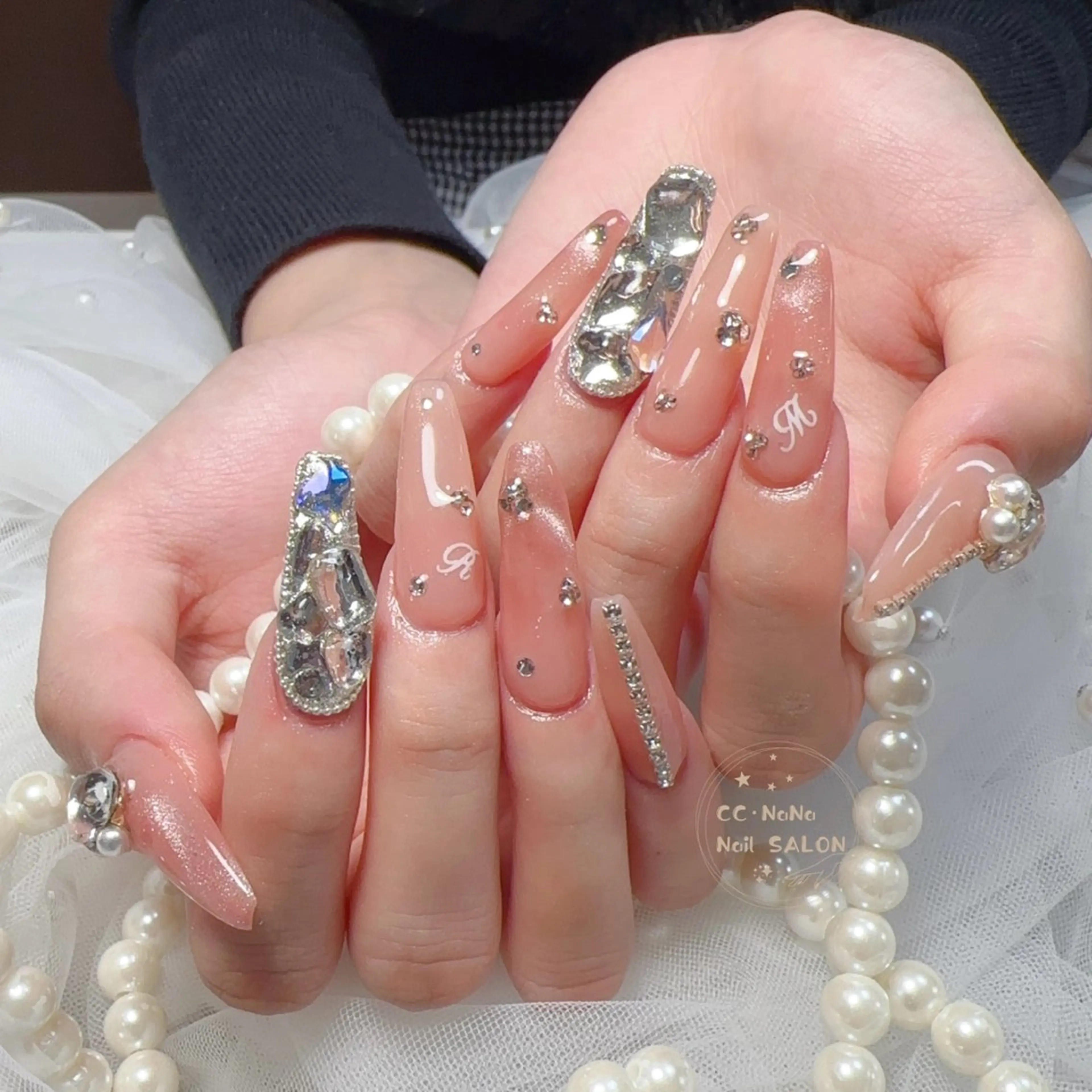 ネイル チークネイル フラッシュネイル ハート キラキラネイル 韓国ネイル ハンドネイル 💎CC・NaNa 韓国風ネイル🌙Cのネイルデザイン