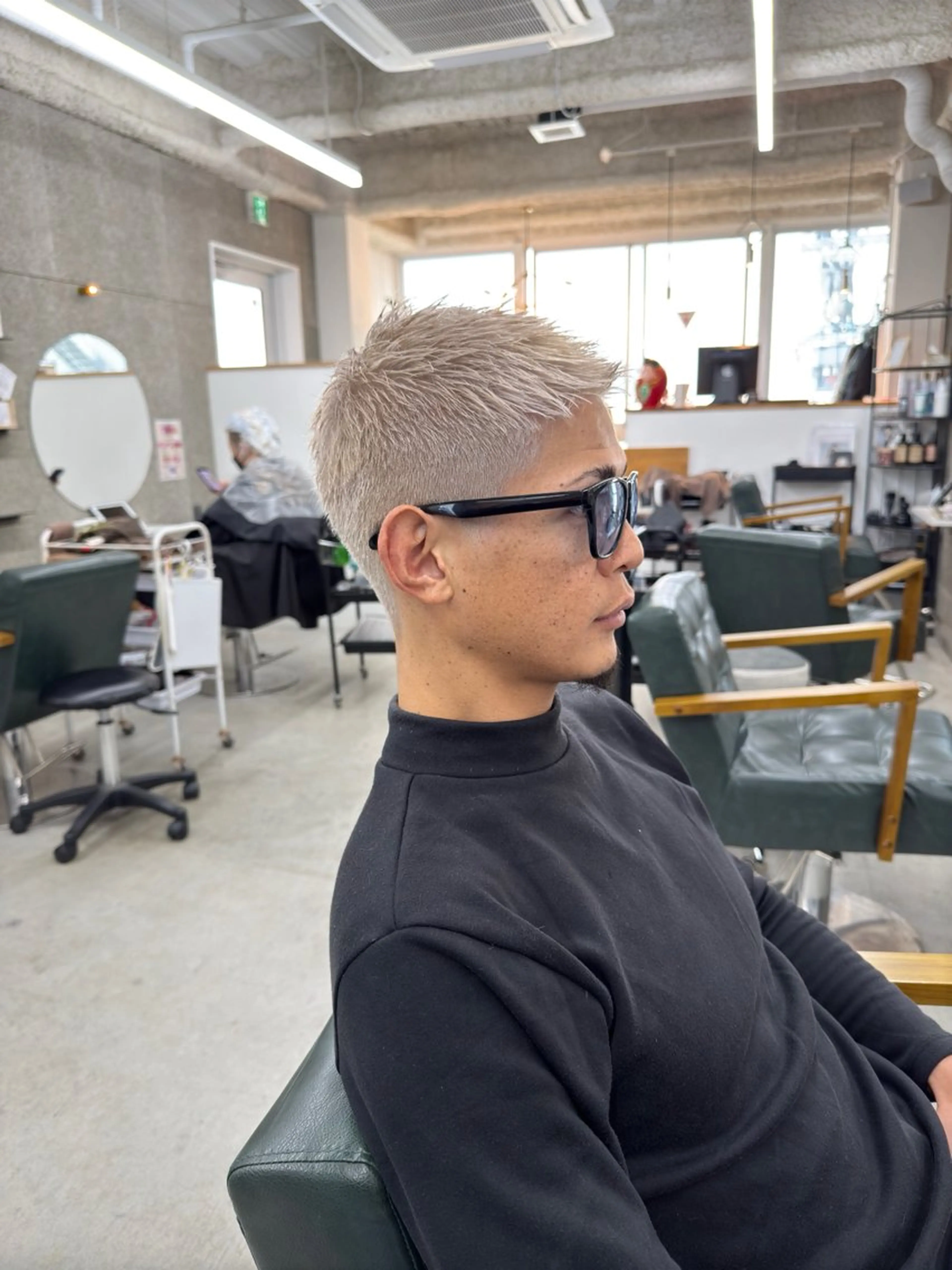 カラー メンズ カット 八谷 将平のヘアスタイル