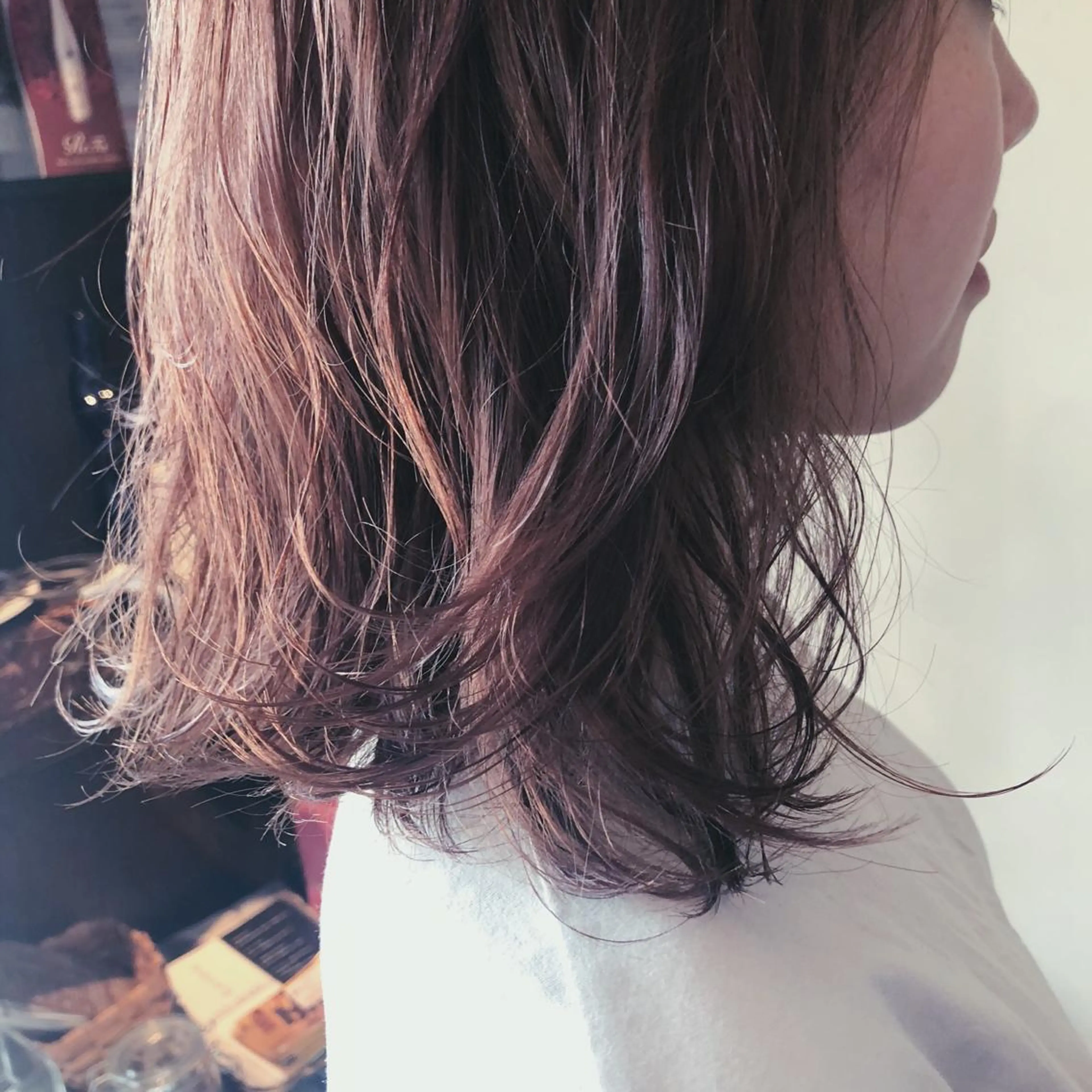 ミディアム カラー ピンクカラー カット ヘアカラー トリートメント 吉川 愛美李のヘアスタイル