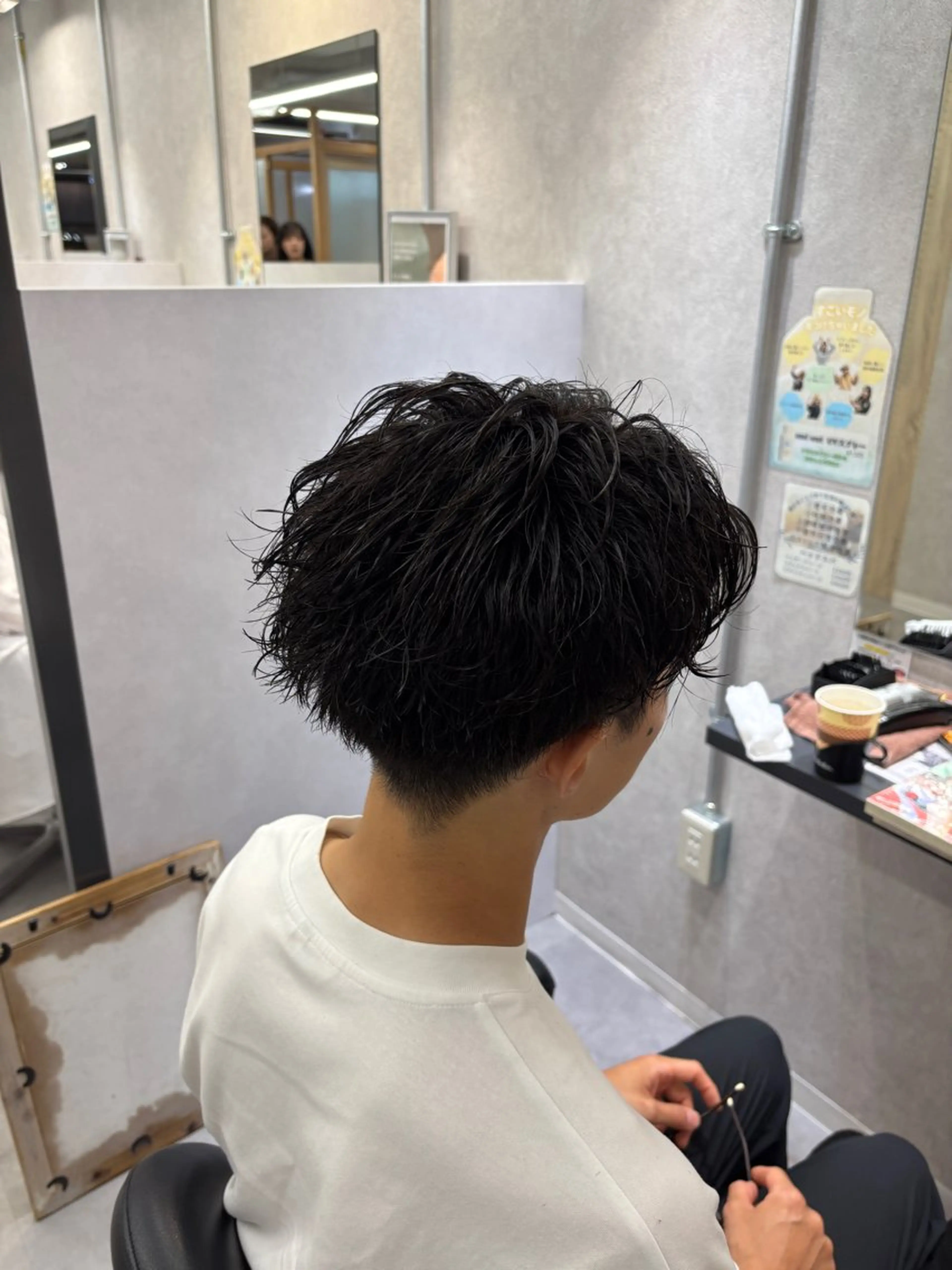 ショート パーマ メンズ メンズパーマ 【透明感カラー‎✨】 中島日菜のヘアスタイル