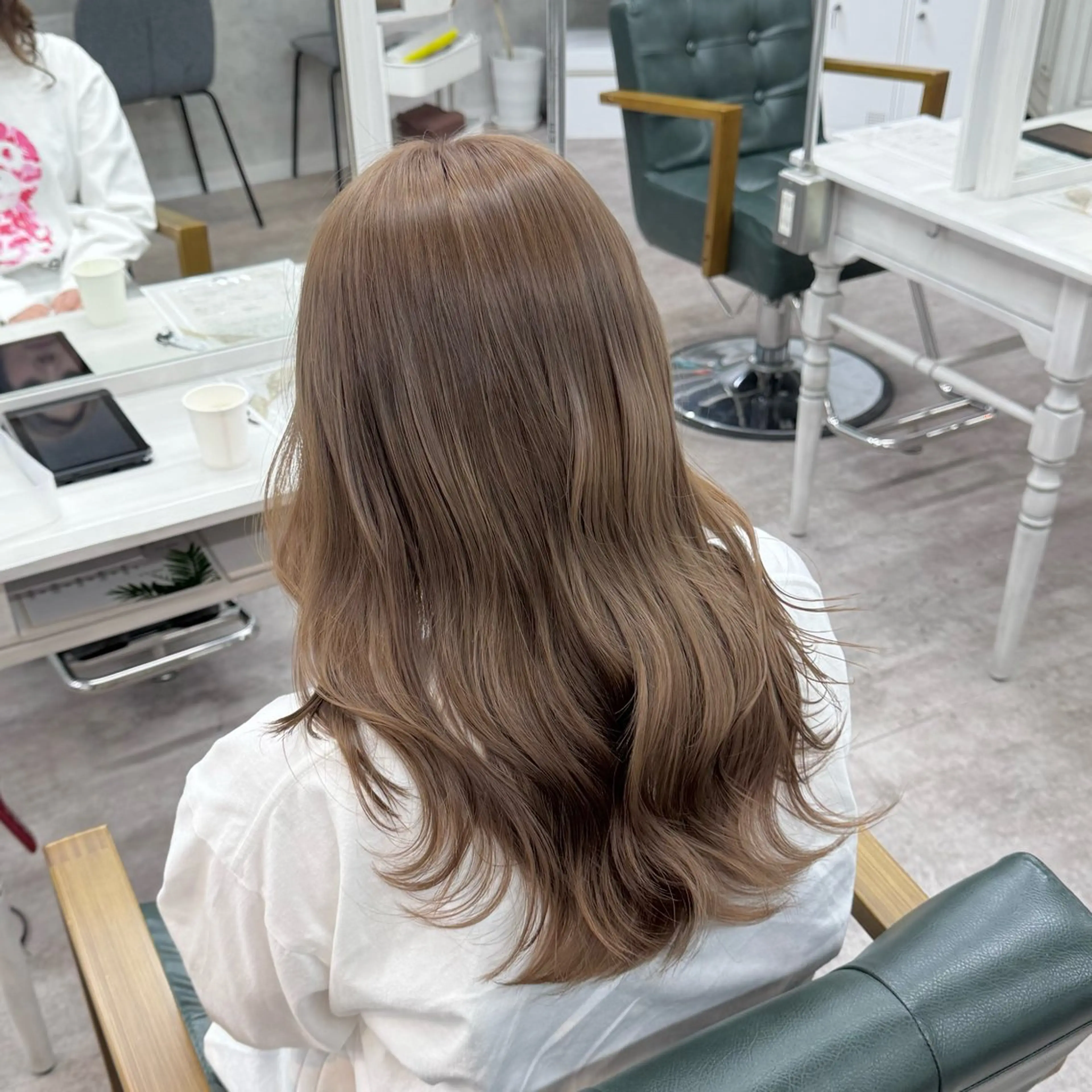 ロング カラー ヘアカラー JUNSHIN🦋 ヘアセット／カラーのヘアスタイル