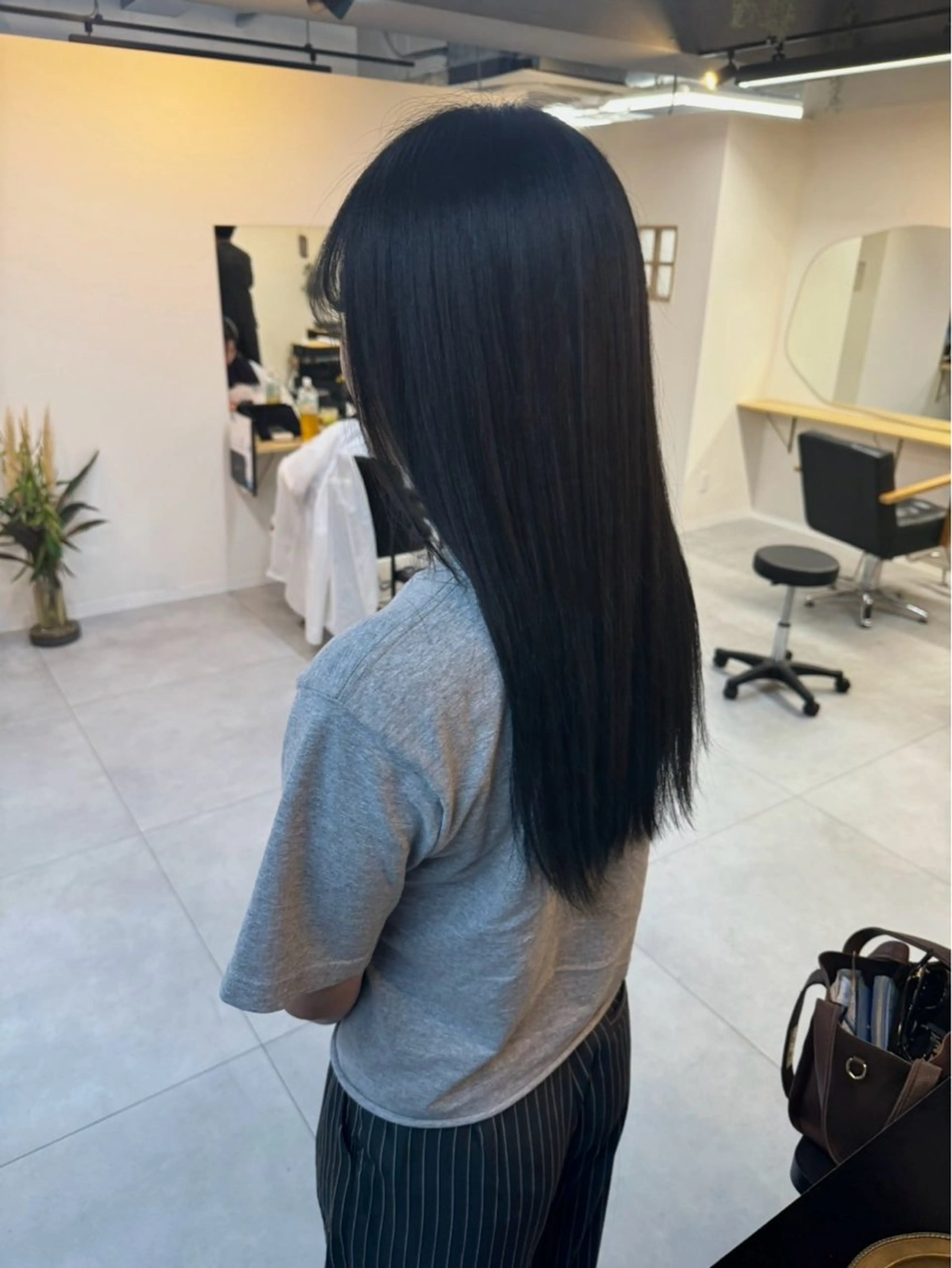 セミロング 三浦 寛都のヘアスタイル