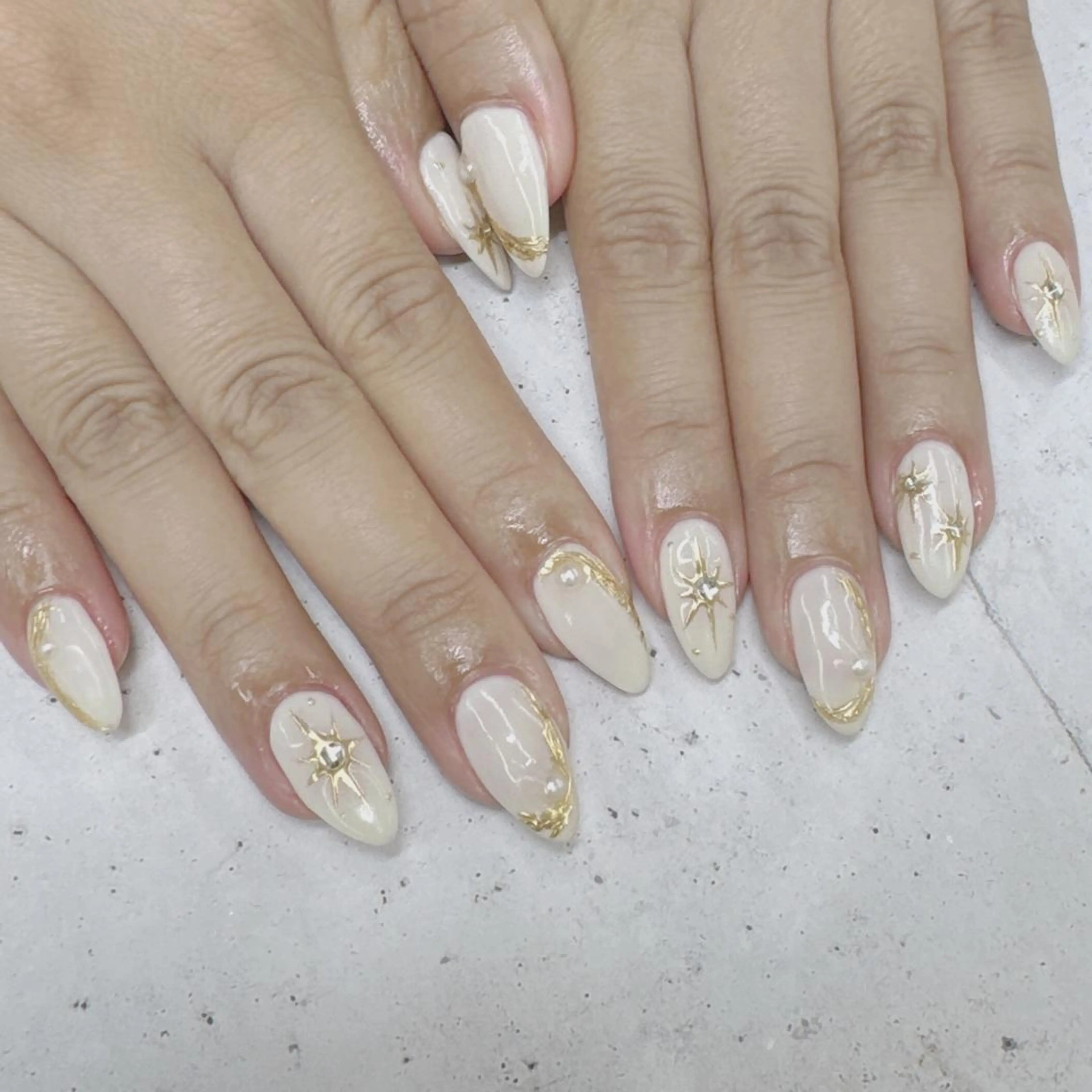 ネイル Nail salon Honey Beeのネイルデザイン