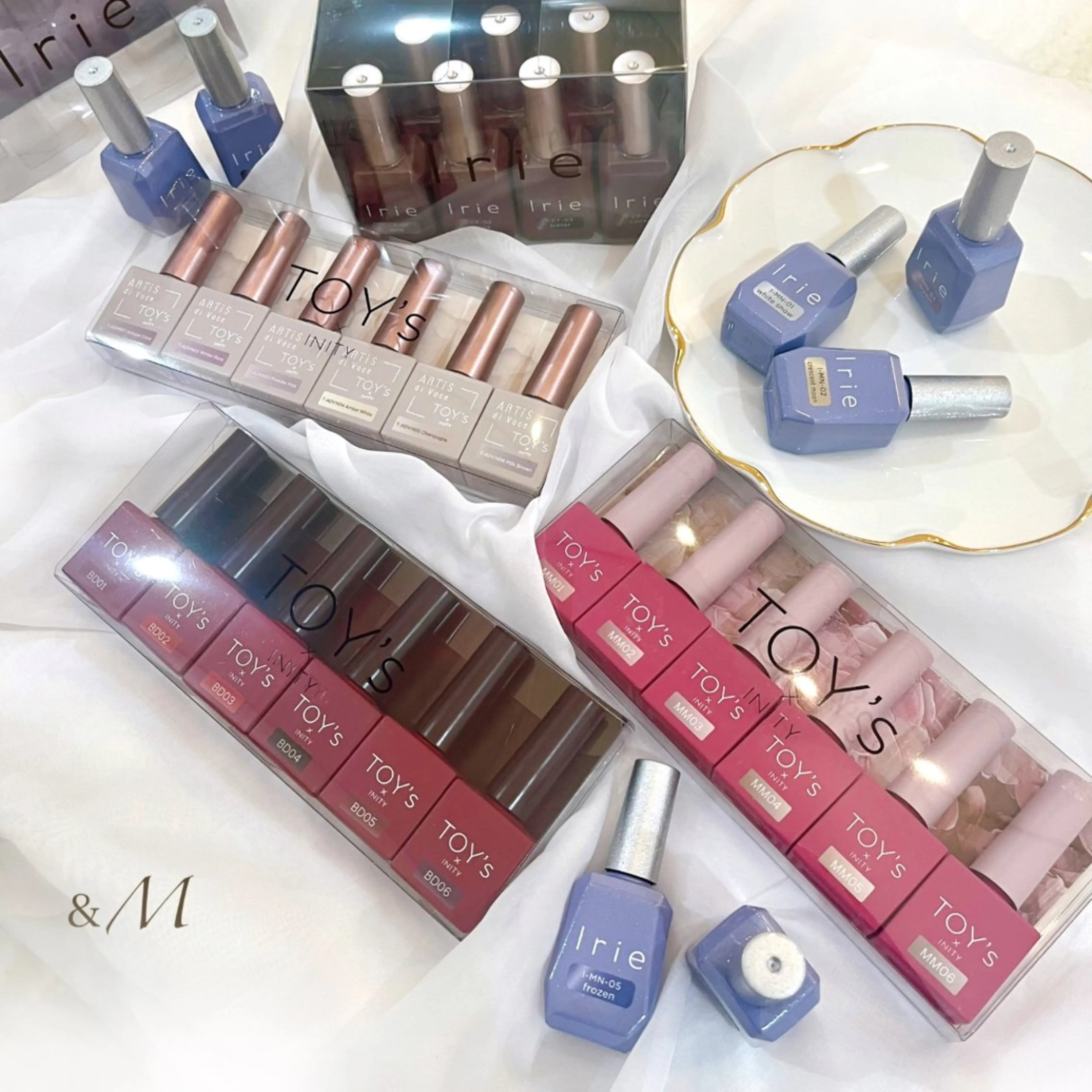 ネイル アンドエム &Mのネイルデザイン