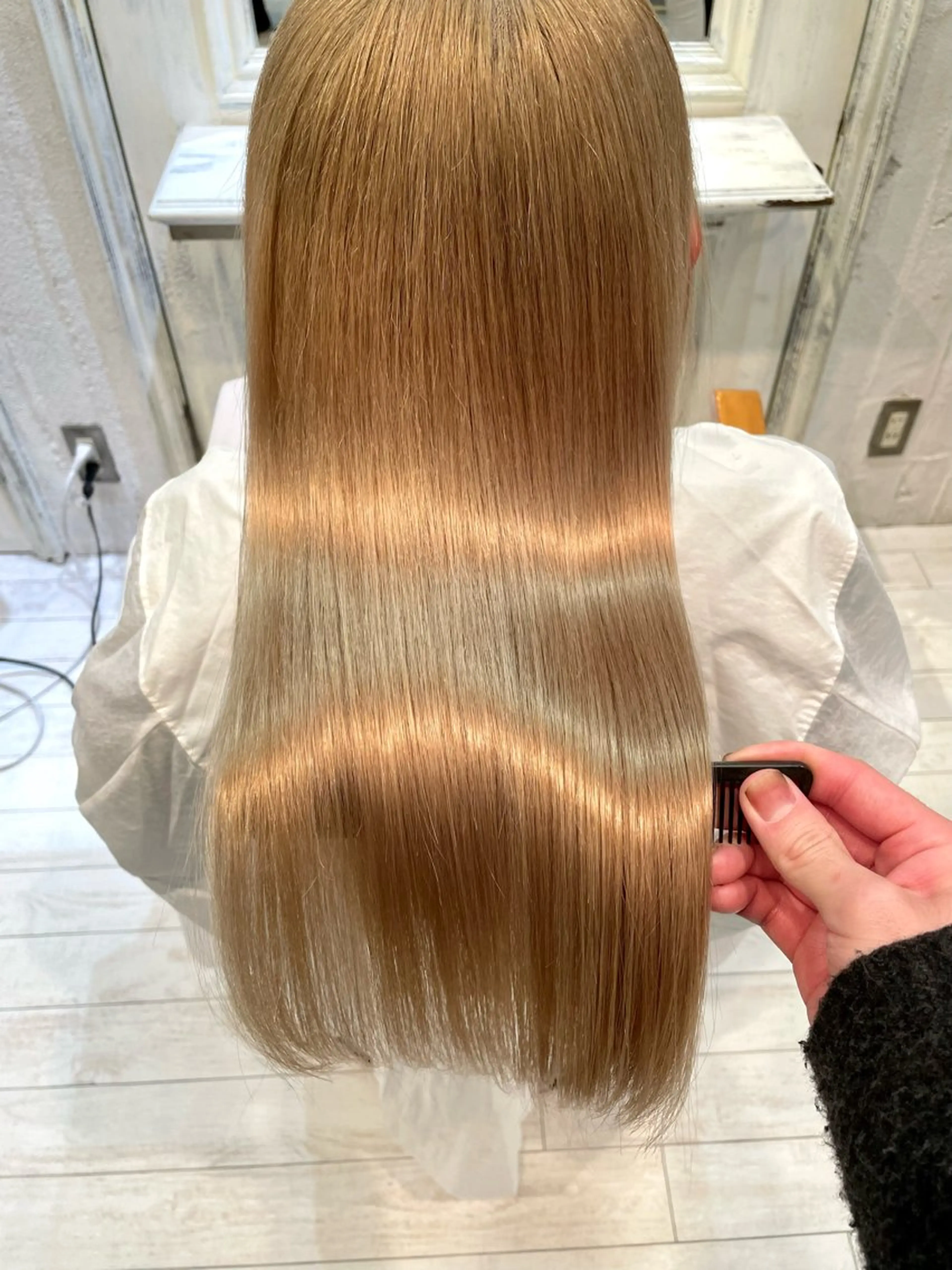 ロング カラー パーマ トリートメント カット ヘアカラー liko by maris所属・髪質改善／ブリーチ 宮武　湧斗のヘアスタイル